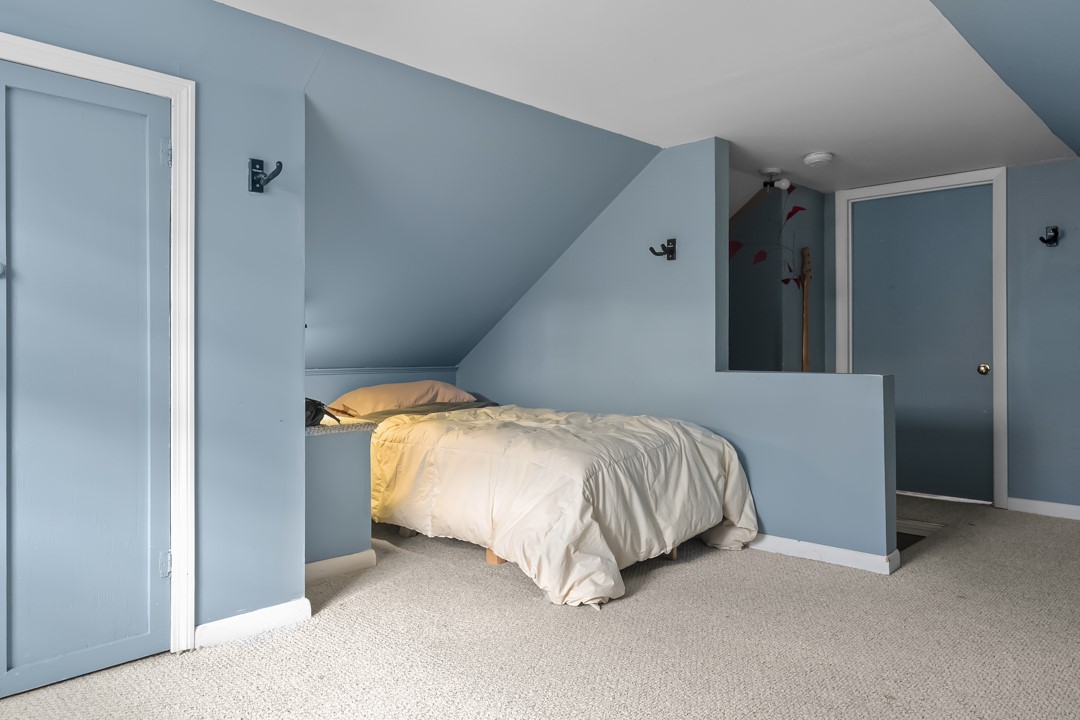 922 Narragansett Parkway