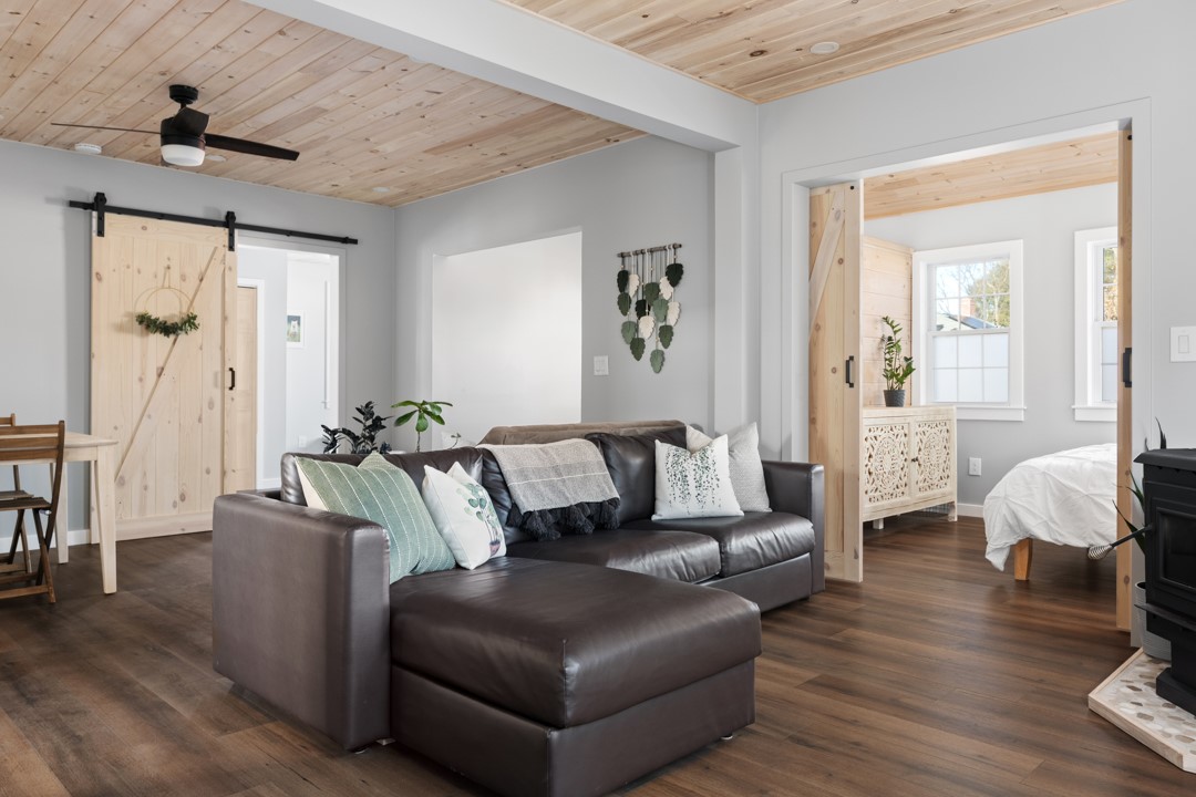 32 Country Club Drive