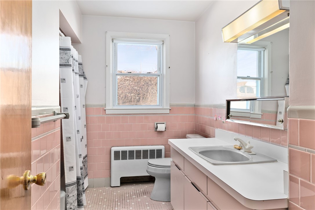 106 Wannamoisett Road