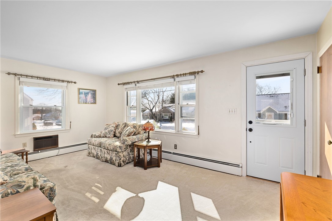 106 Wannamoisett Road