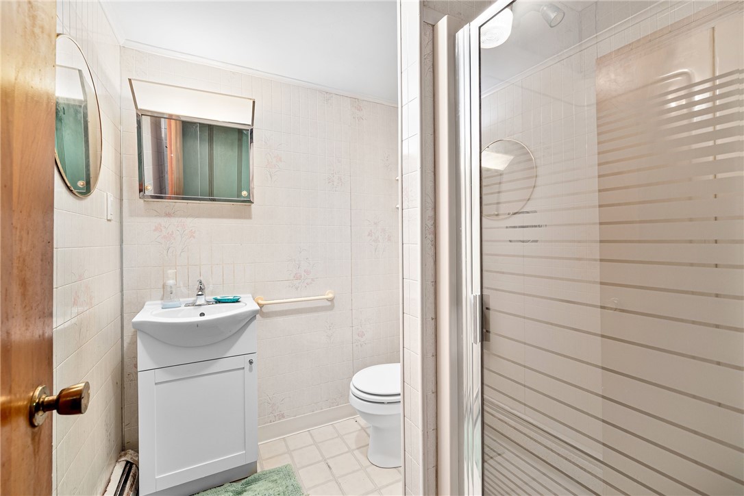 106 Wannamoisett Road