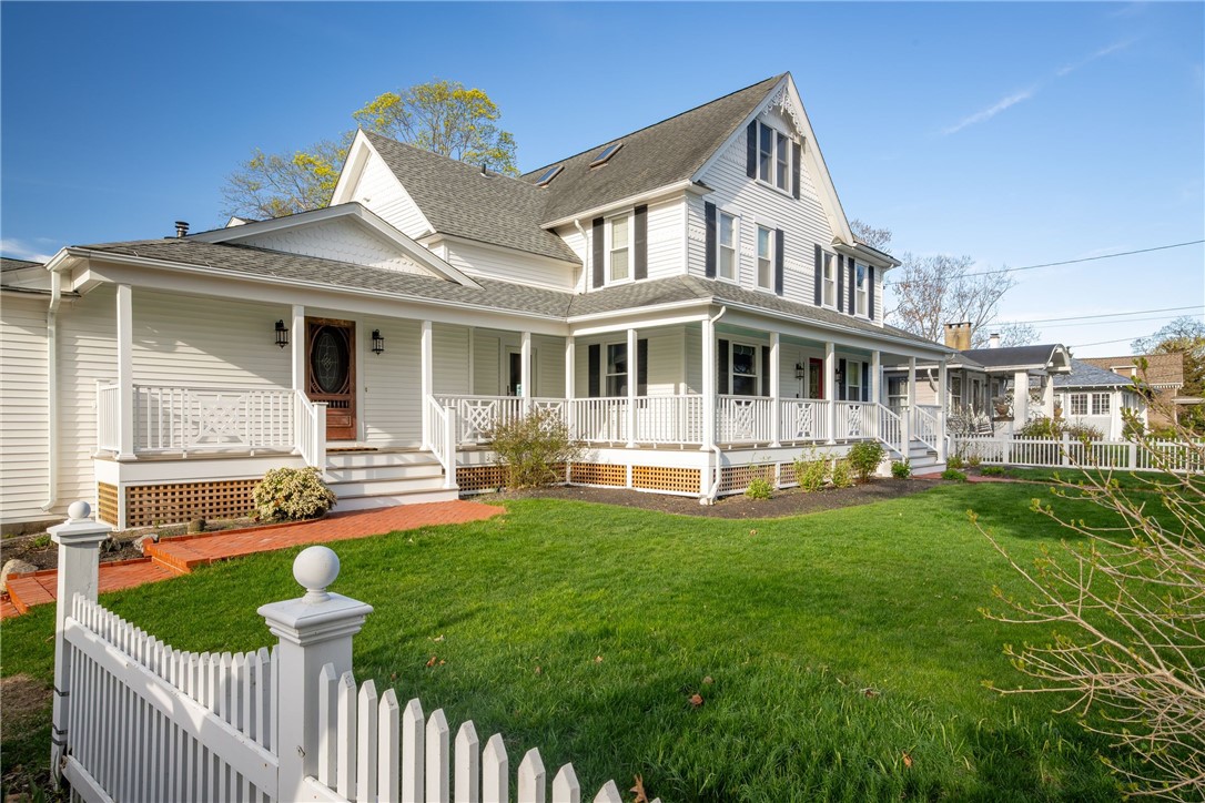 1090 BUTTONWOODS Road