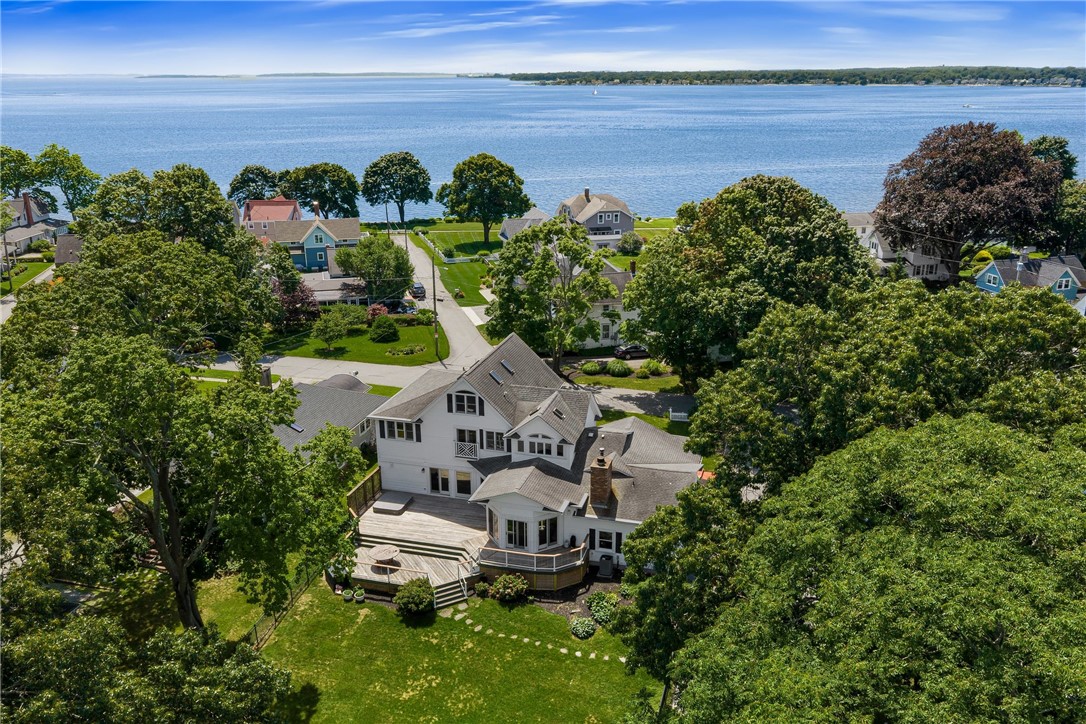 1090 BUTTONWOODS Road