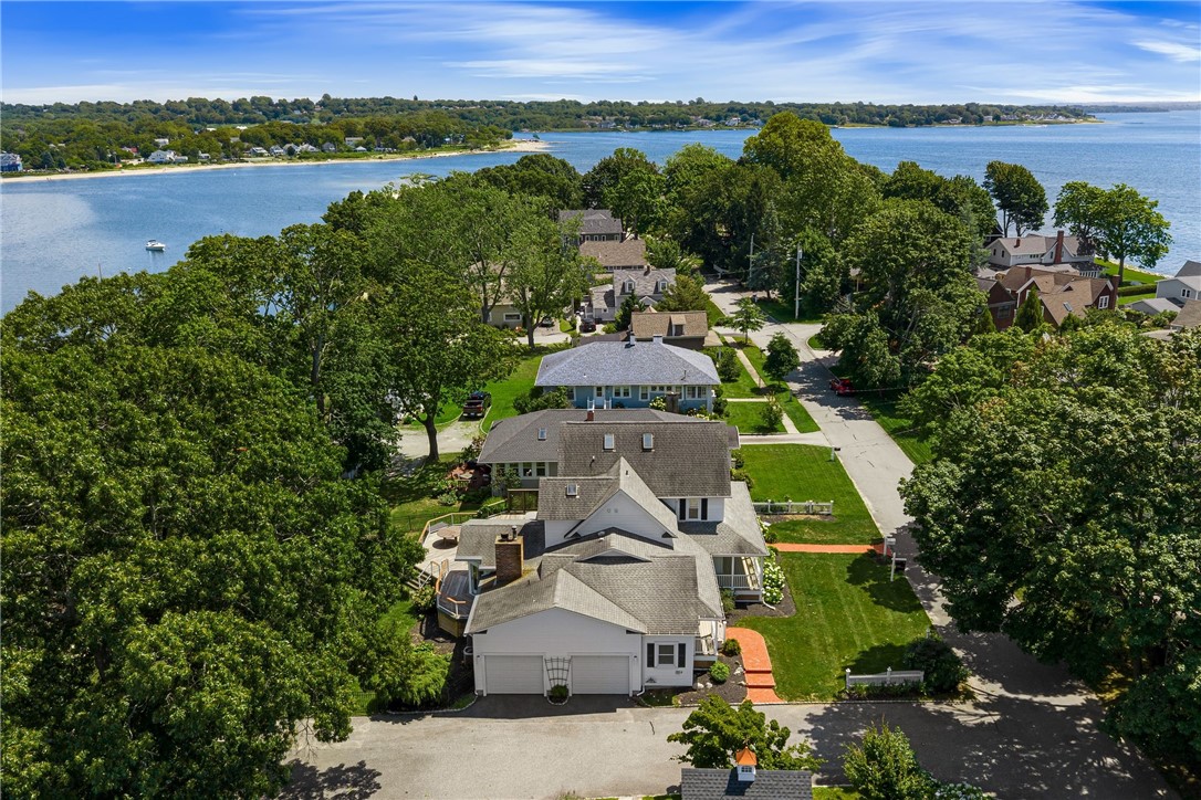 1090 BUTTONWOODS Road