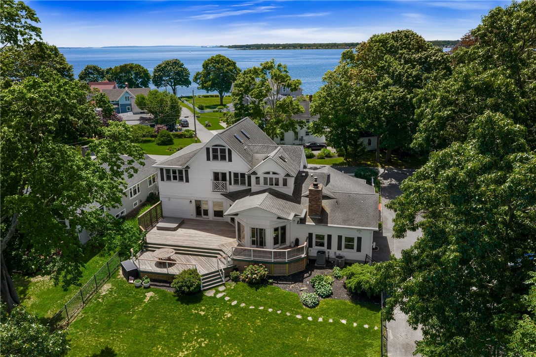 1090 BUTTONWOODS Road
