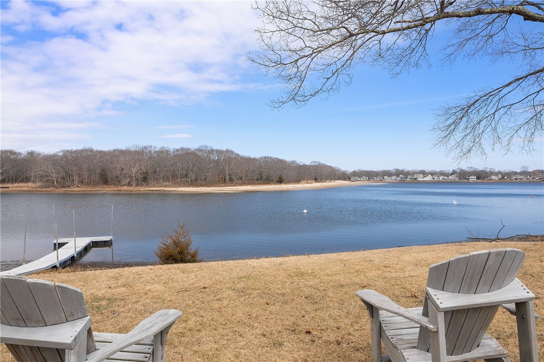 1090 BUTTONWOODS Road