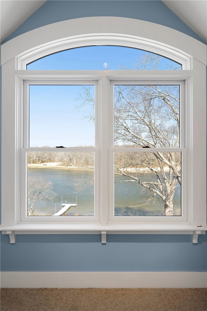 1090 BUTTONWOODS Road