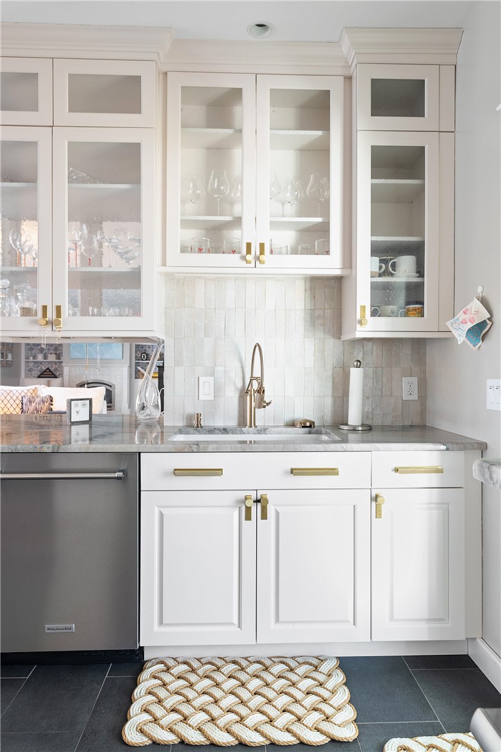 1090 BUTTONWOODS Road