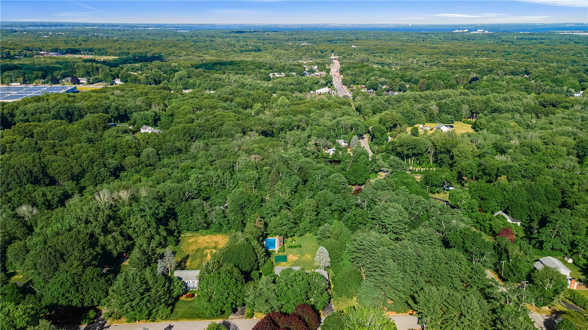 20 Adirondack Drive