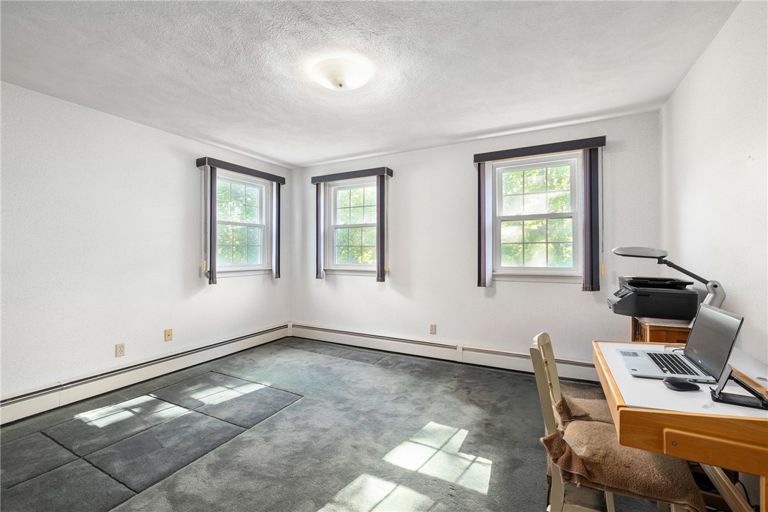 20 Adirondack Drive