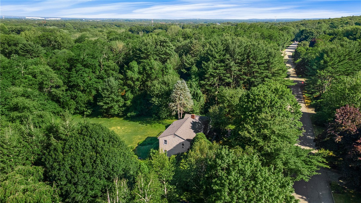20 Adirondack Drive