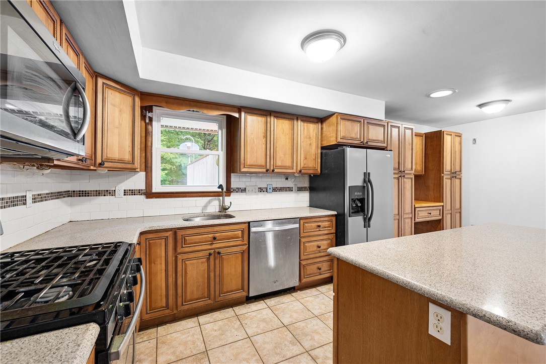 2157 Middle Road