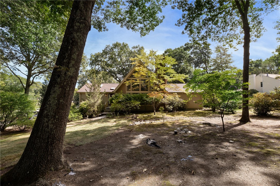 40 Moosehorn Road