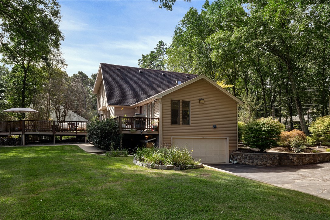 40 Moosehorn Road