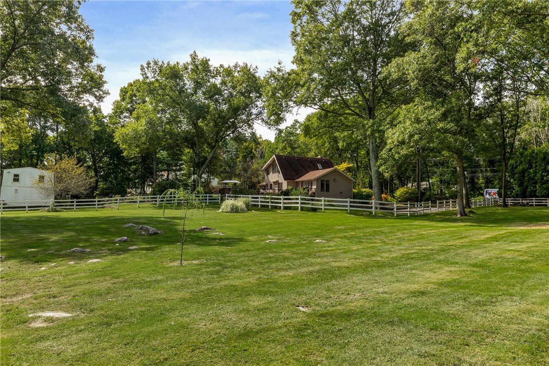 40 Moosehorn Road