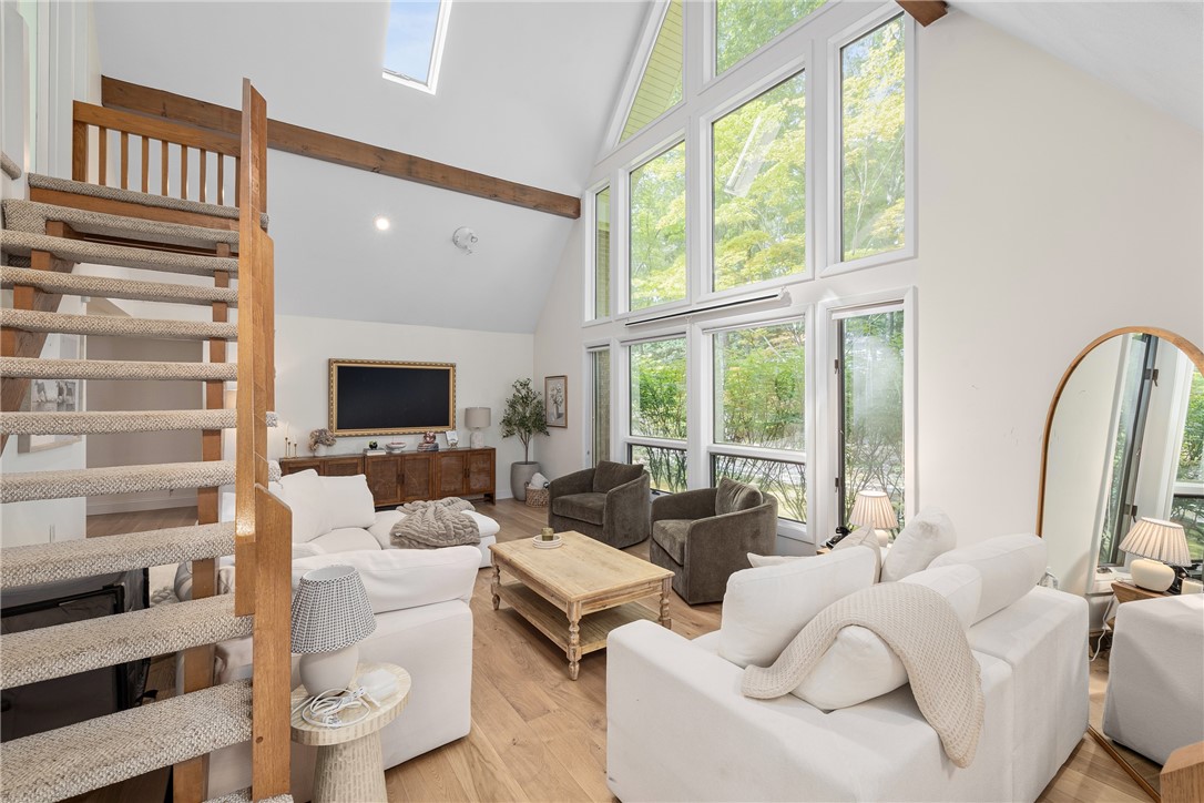 40 Moosehorn Road