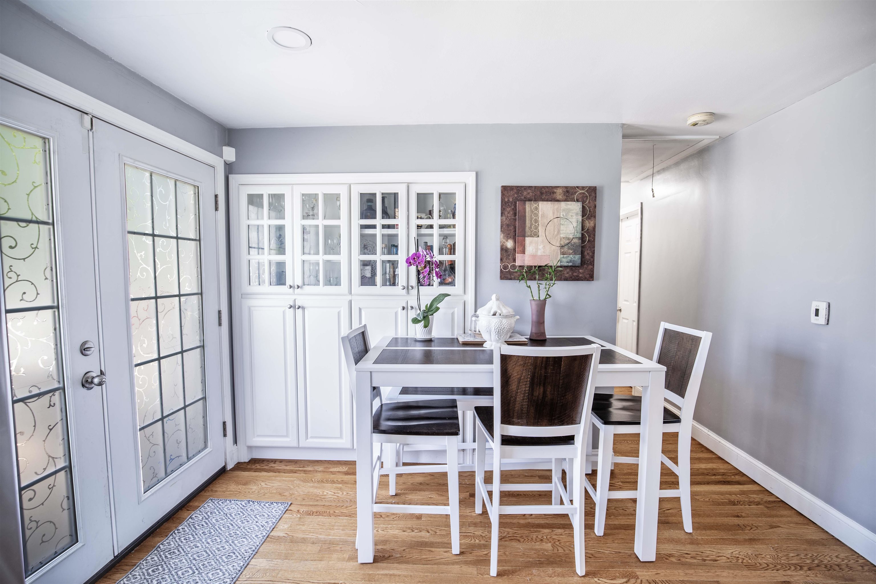 6 Barron Avenue