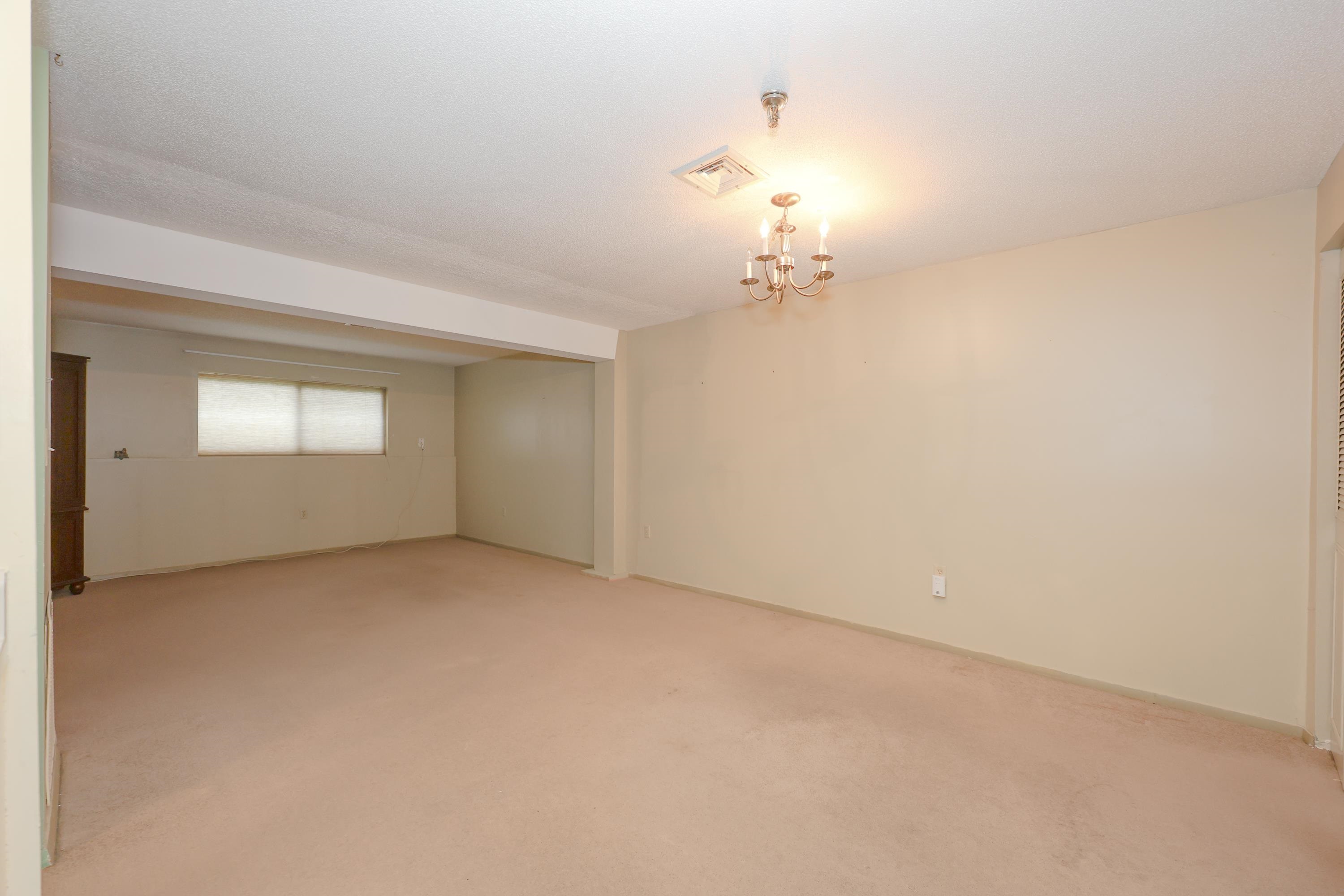 513 Abbott Farm Lane