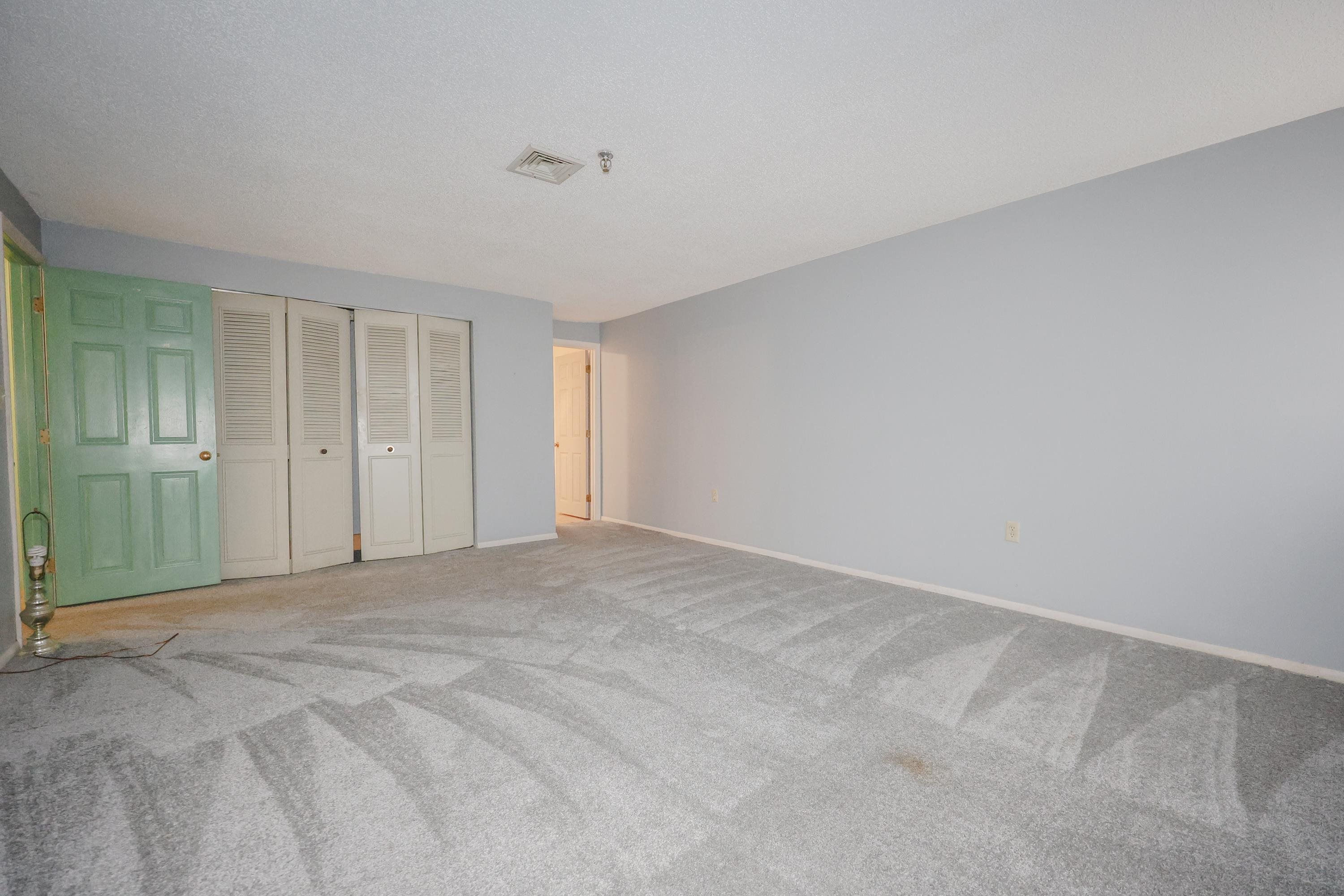 513 Abbott Farm Lane