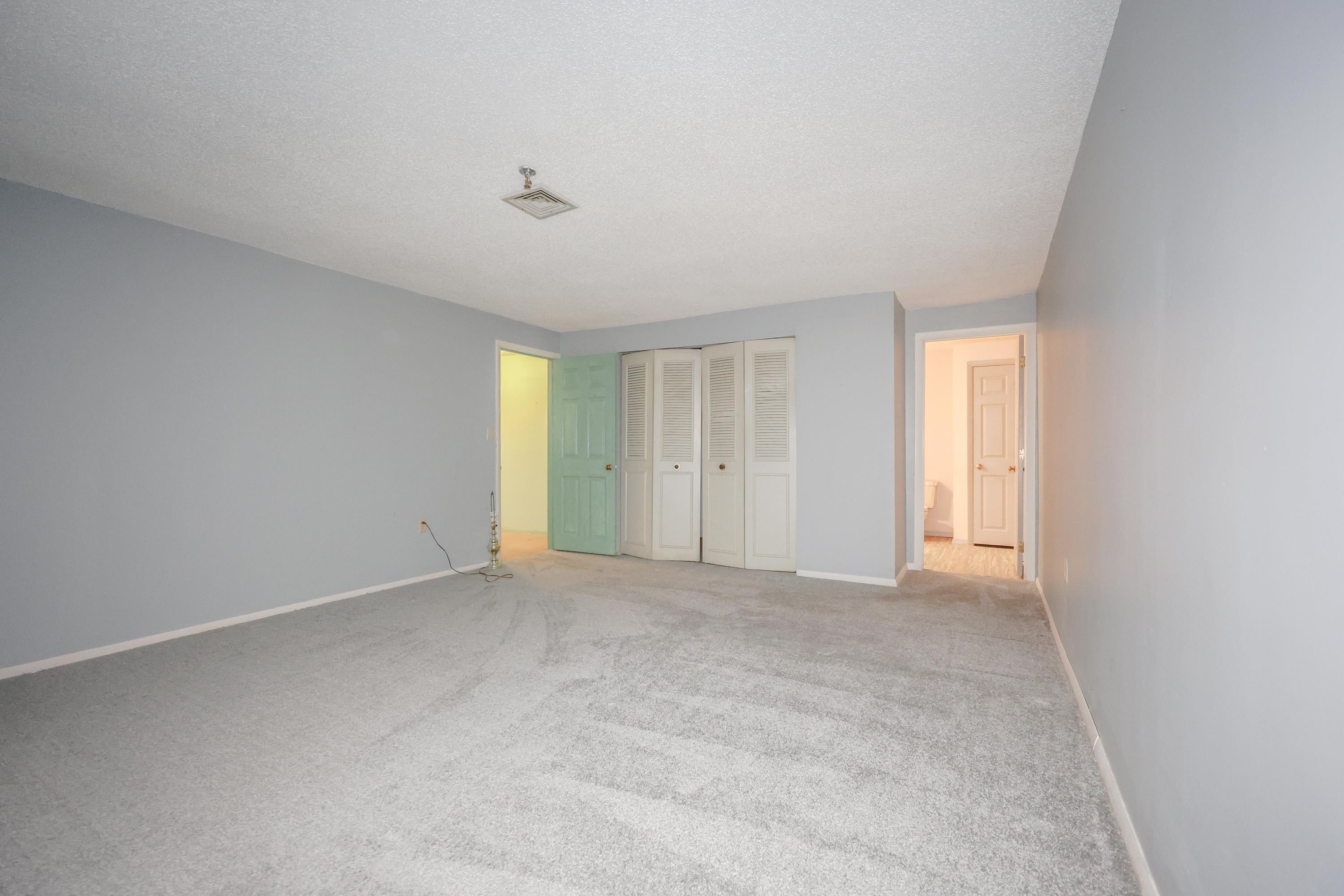 513 Abbott Farm Lane