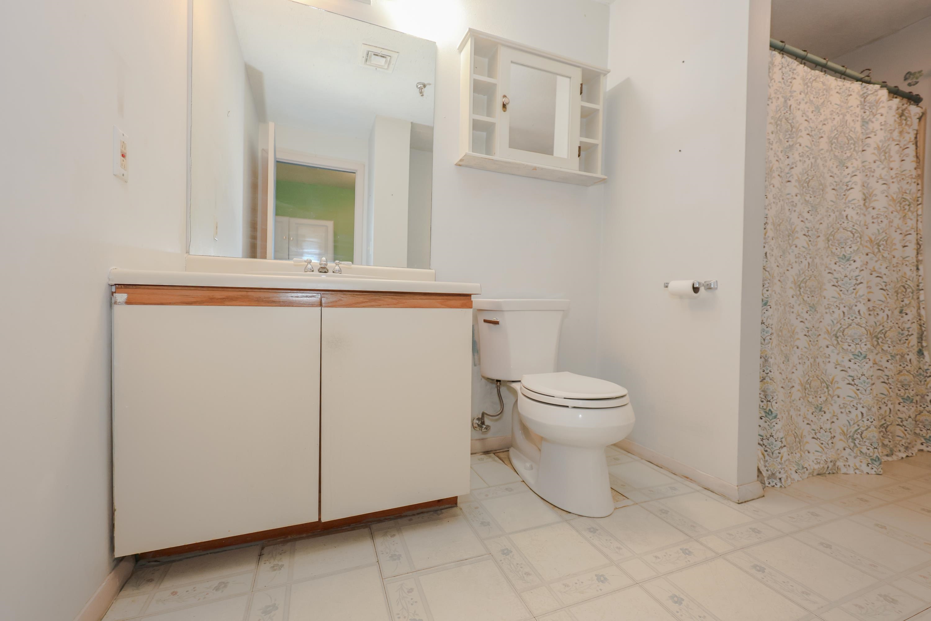 513 Abbott Farm Lane