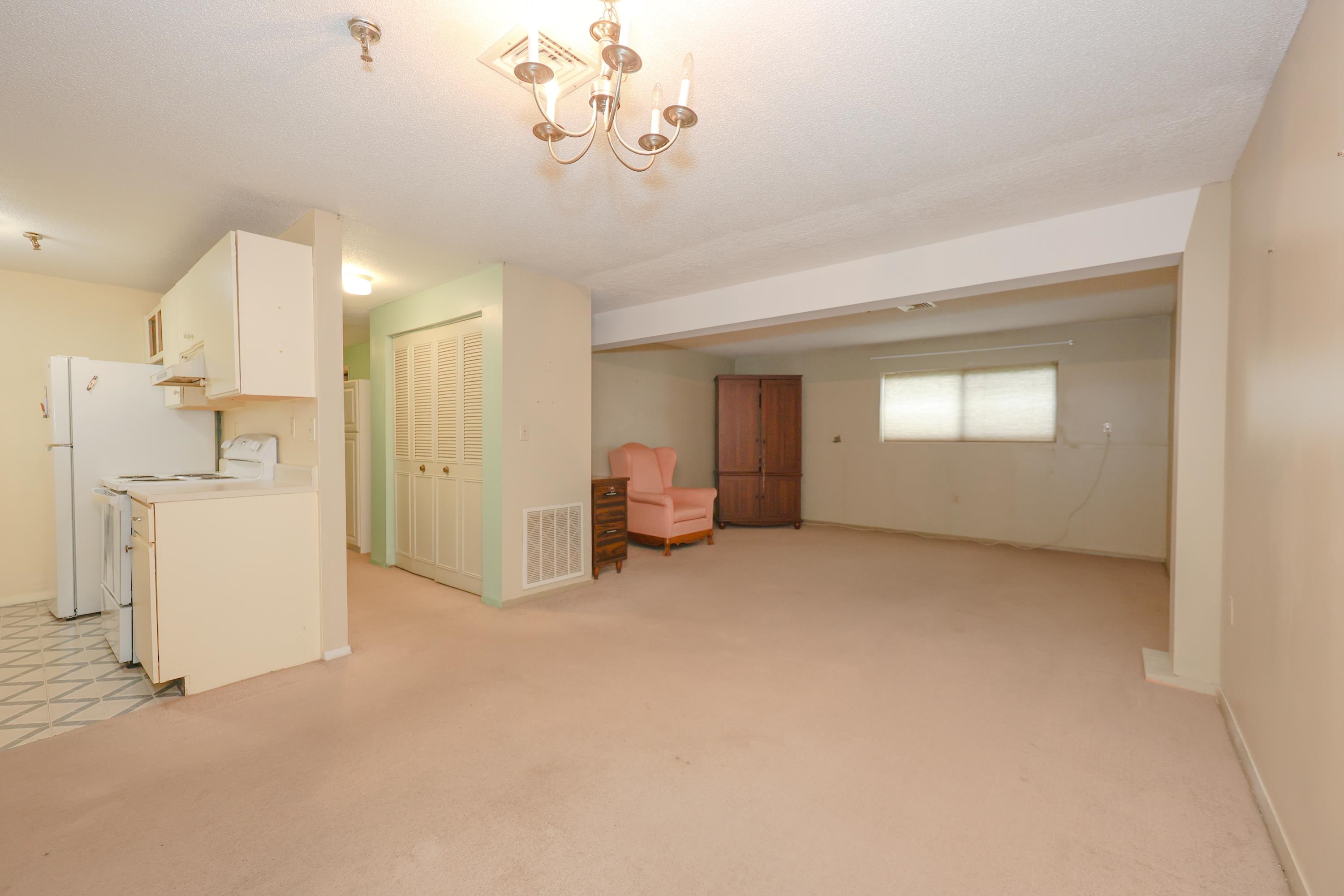 513 Abbott Farm Lane