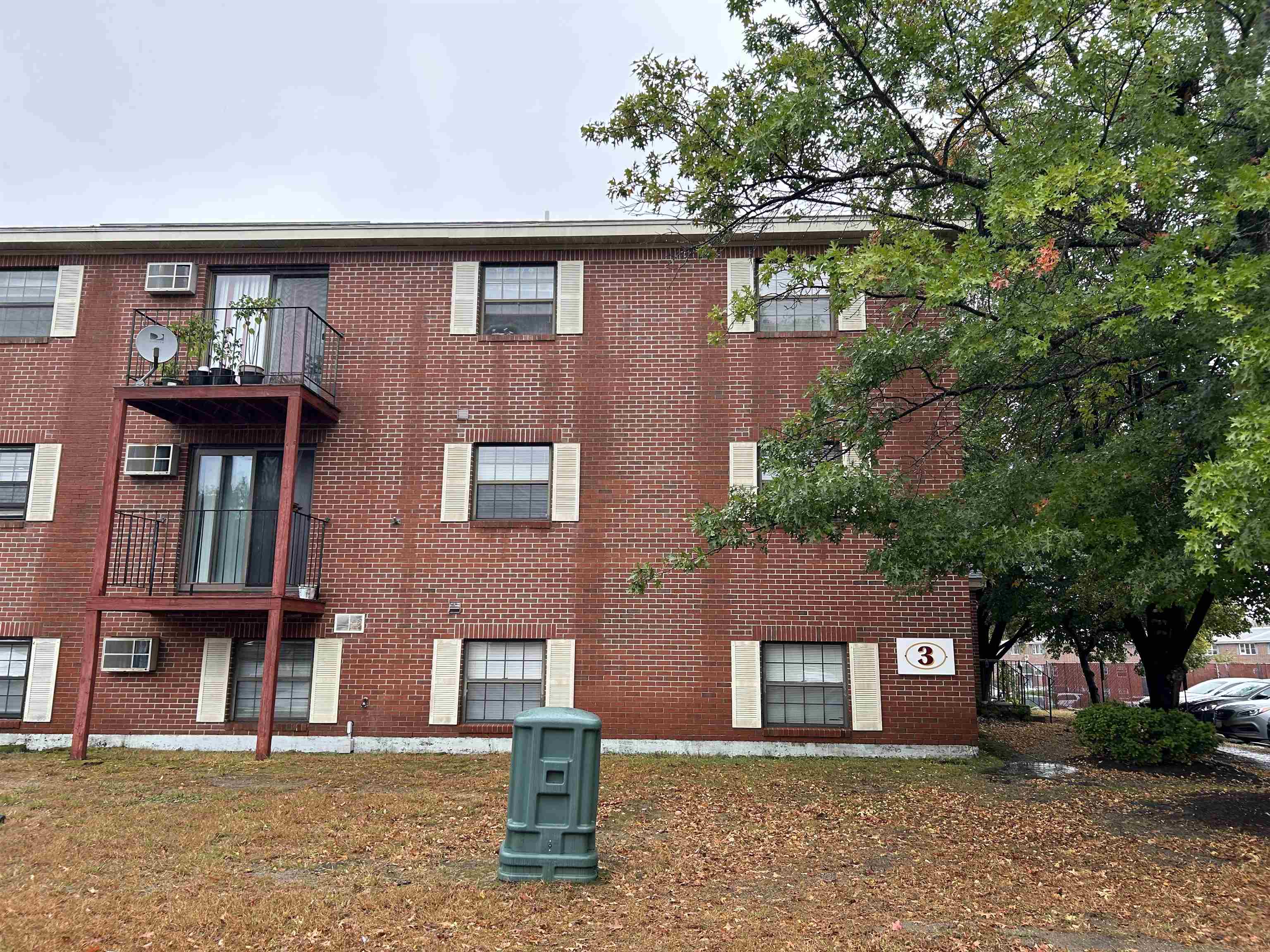 12 East Side Drive Unit: 2