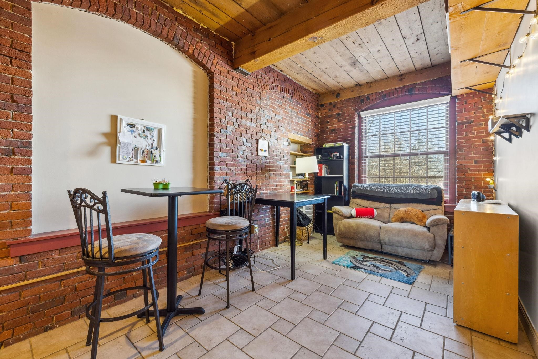 335 Cypress Street Unit: 3P