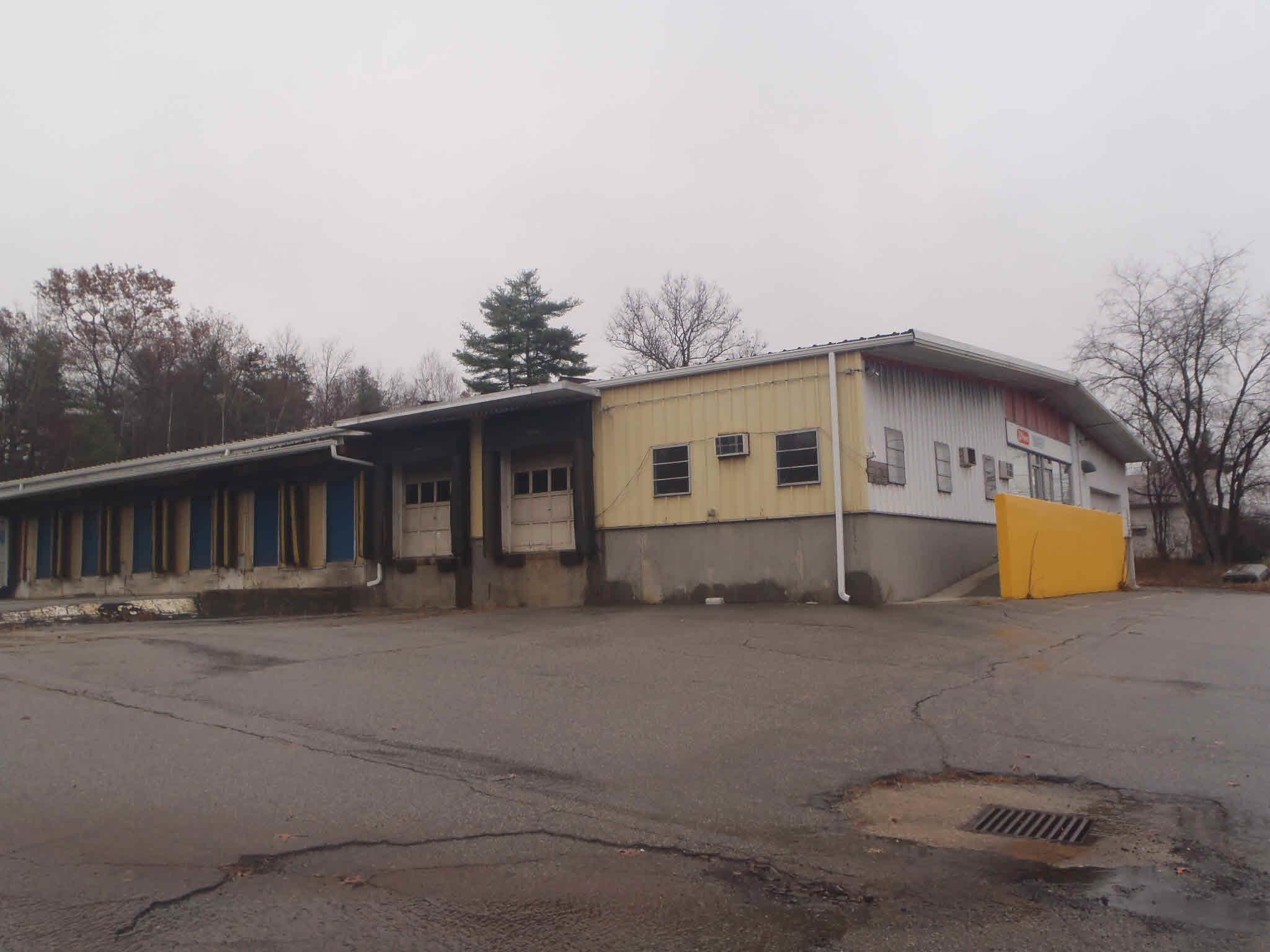 51 Londonderry Turnpike