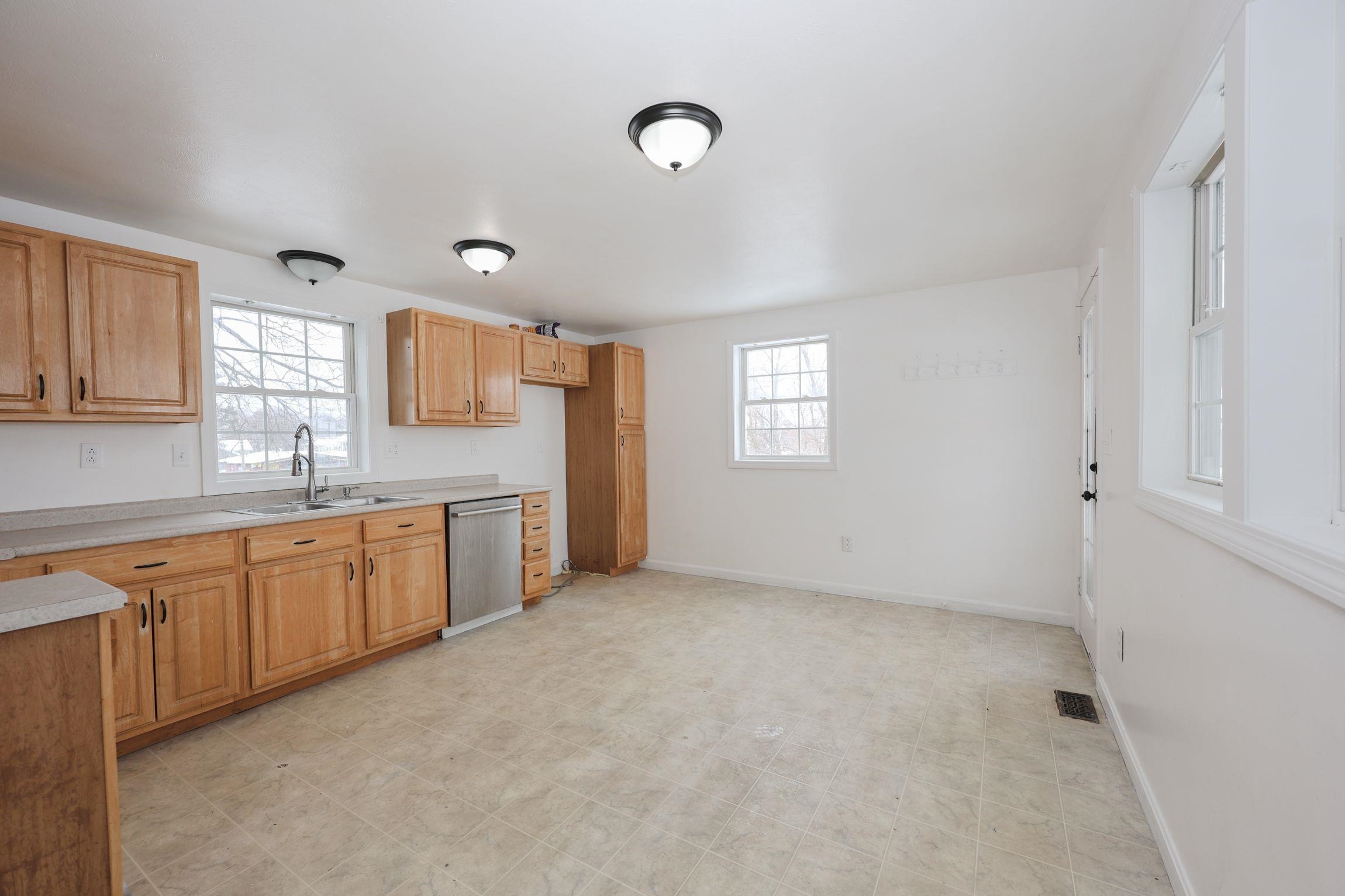 6 Faxon Avenue