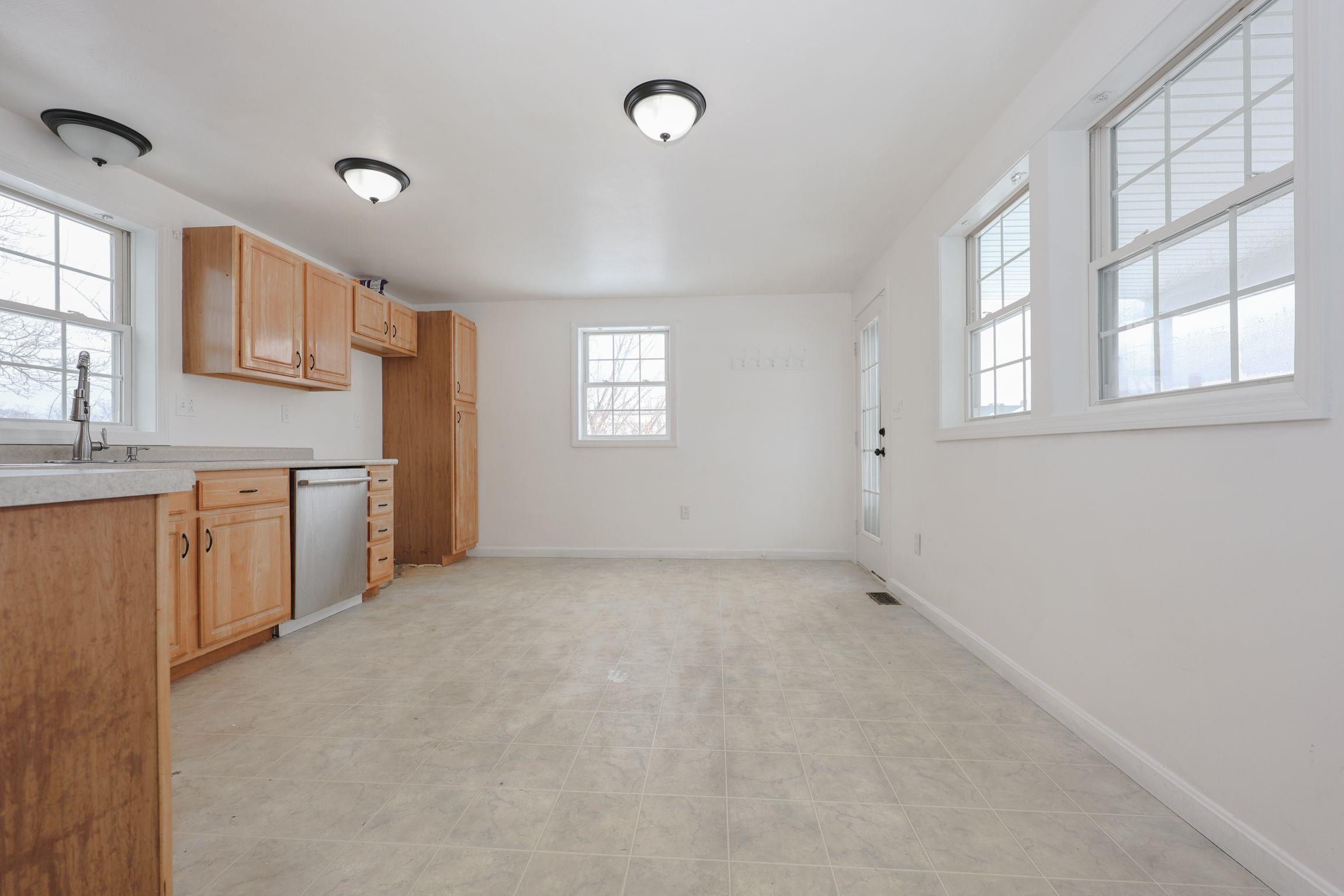 6 Faxon Avenue