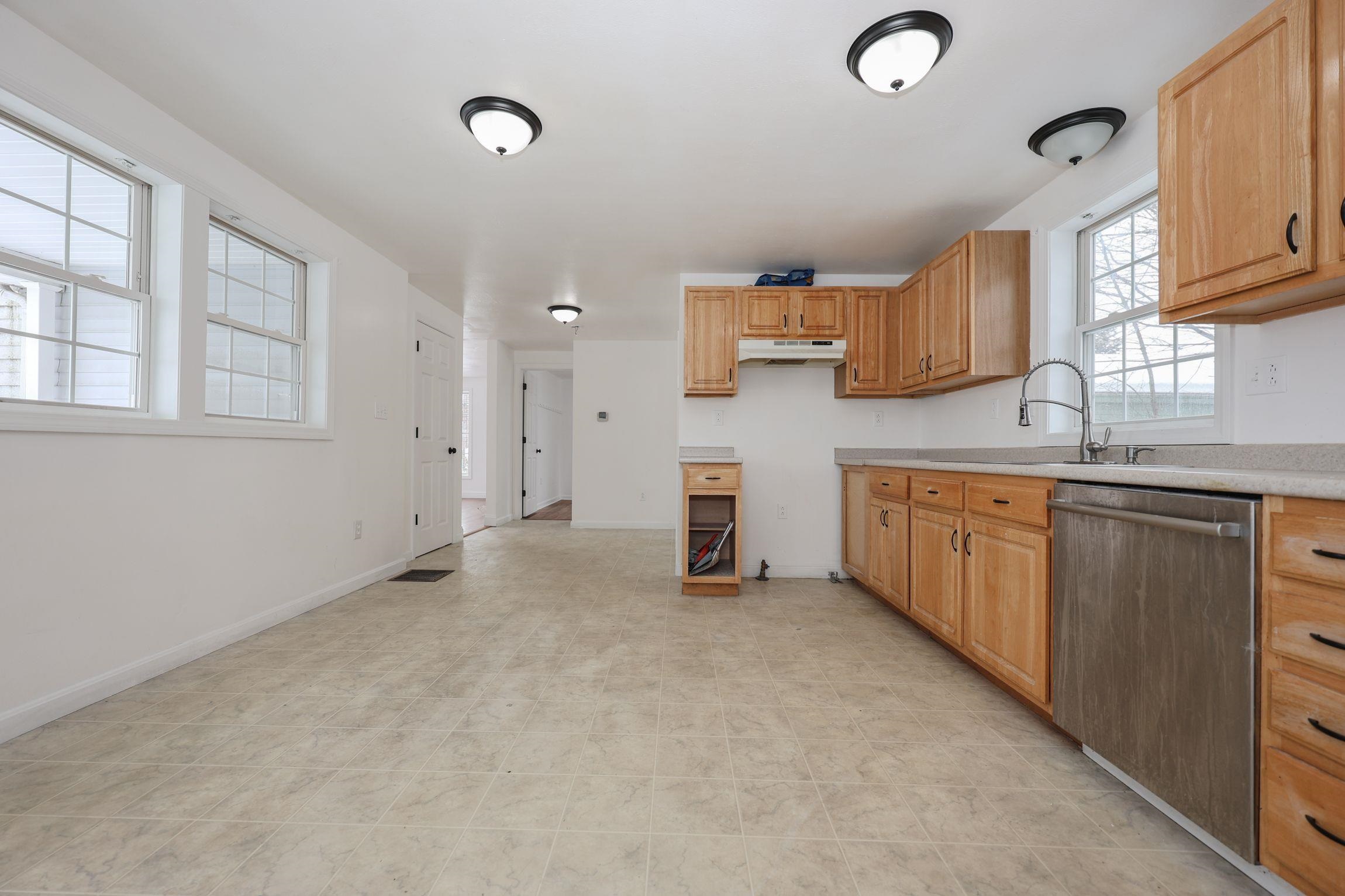 6 Faxon Avenue