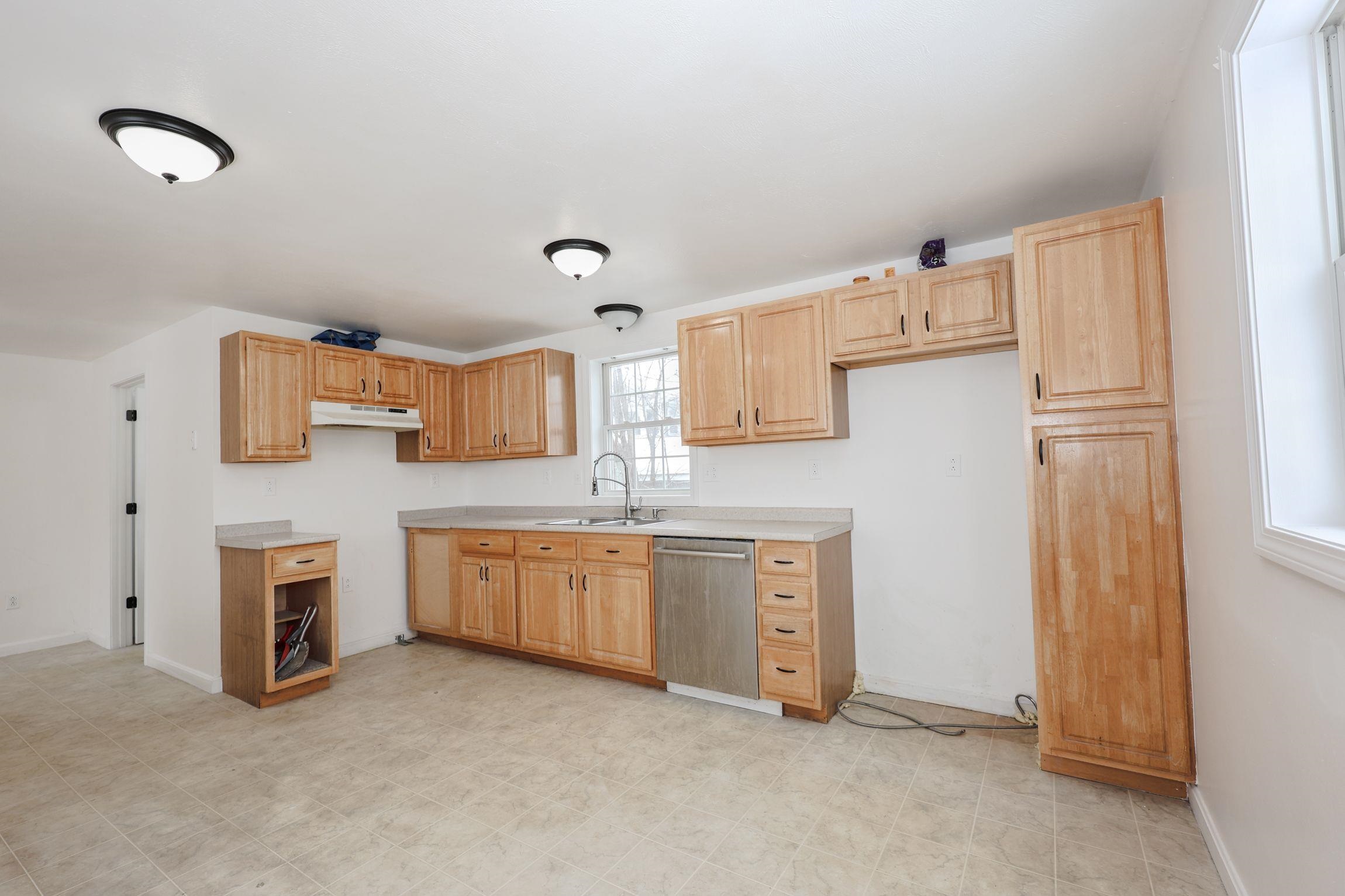 6 Faxon Avenue