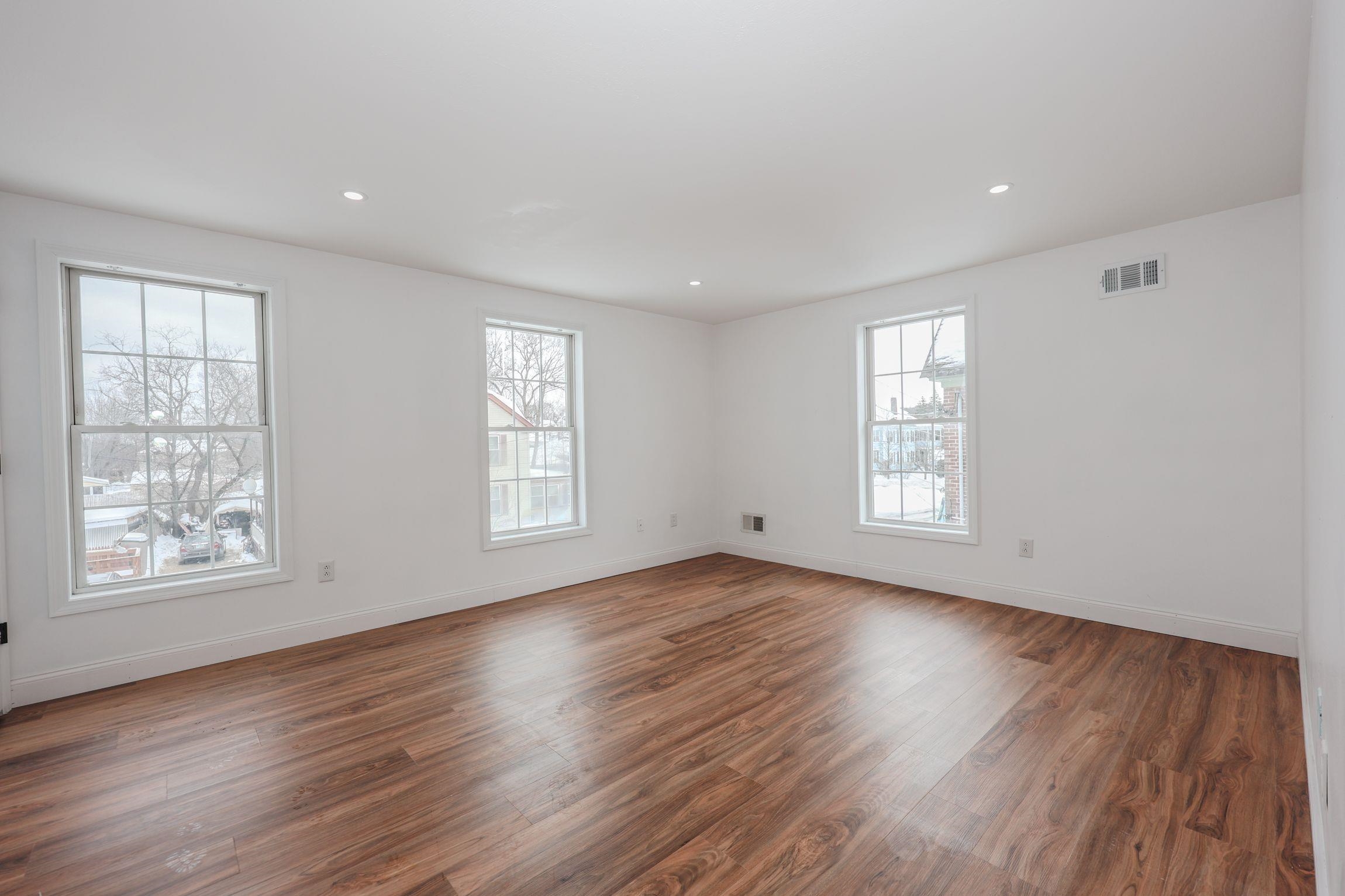 6 Faxon Avenue