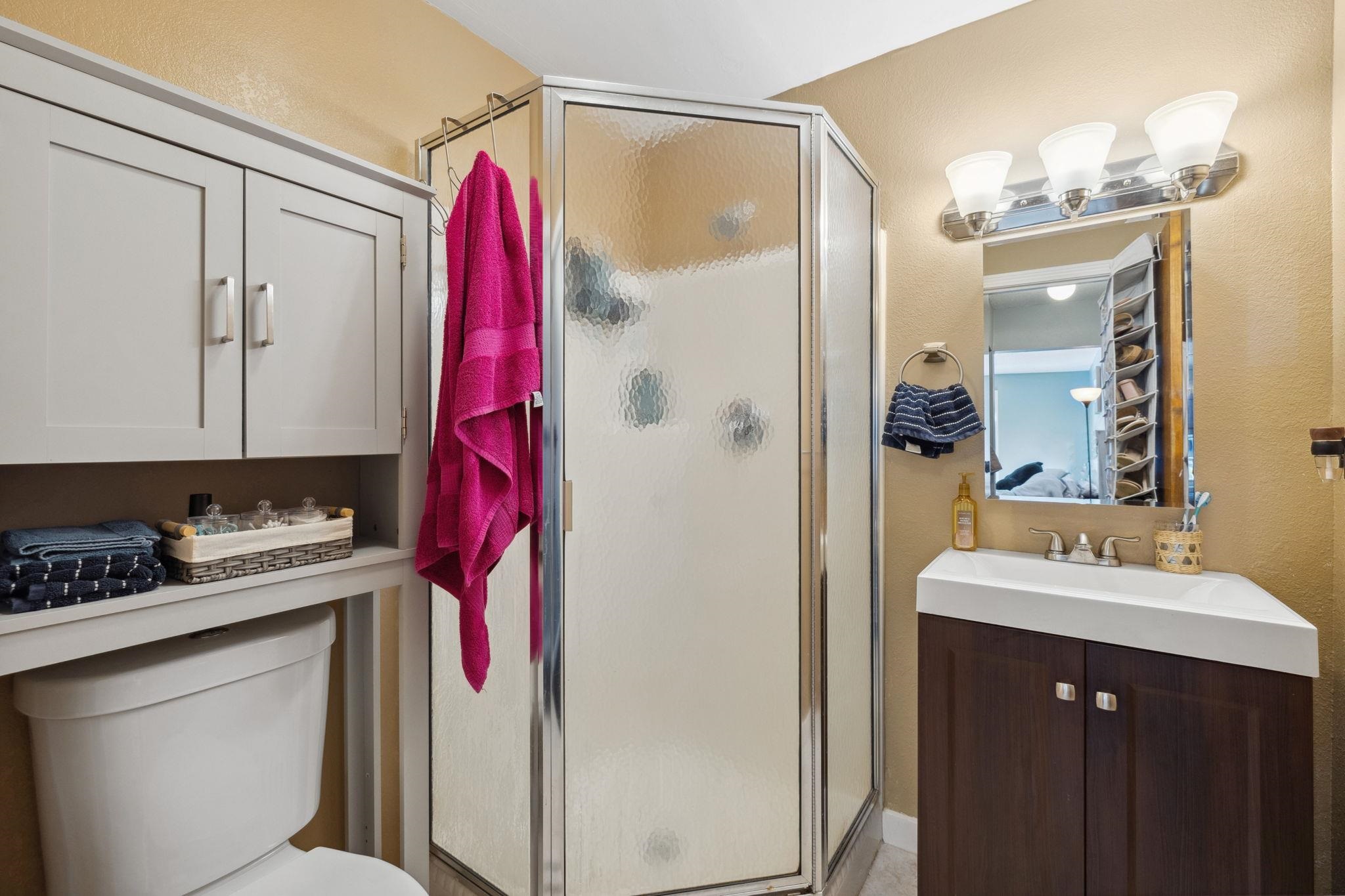37 Alice Drive Unit: 64