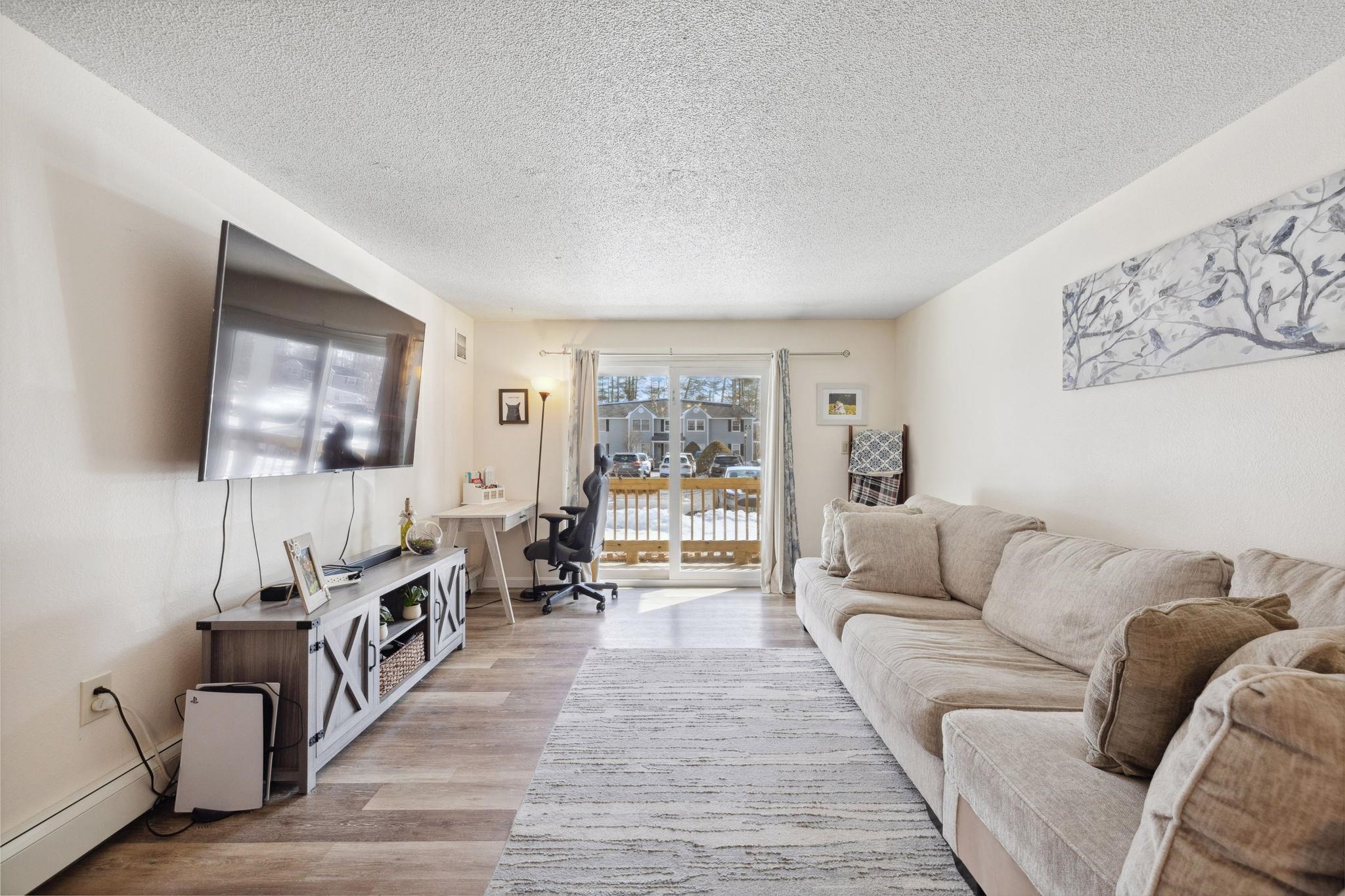 37 Alice Drive Unit: 64
