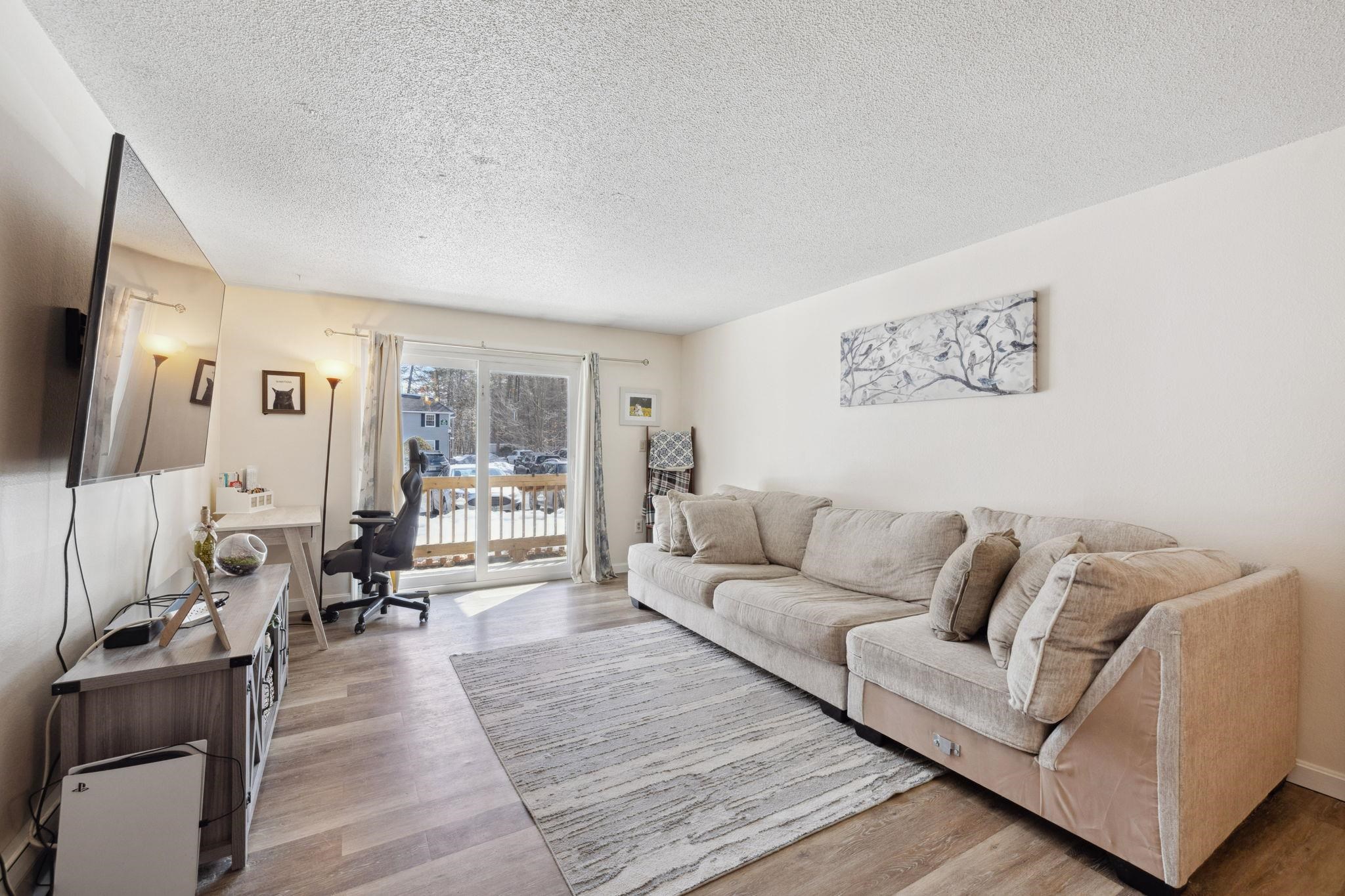 37 Alice Drive Unit: 64
