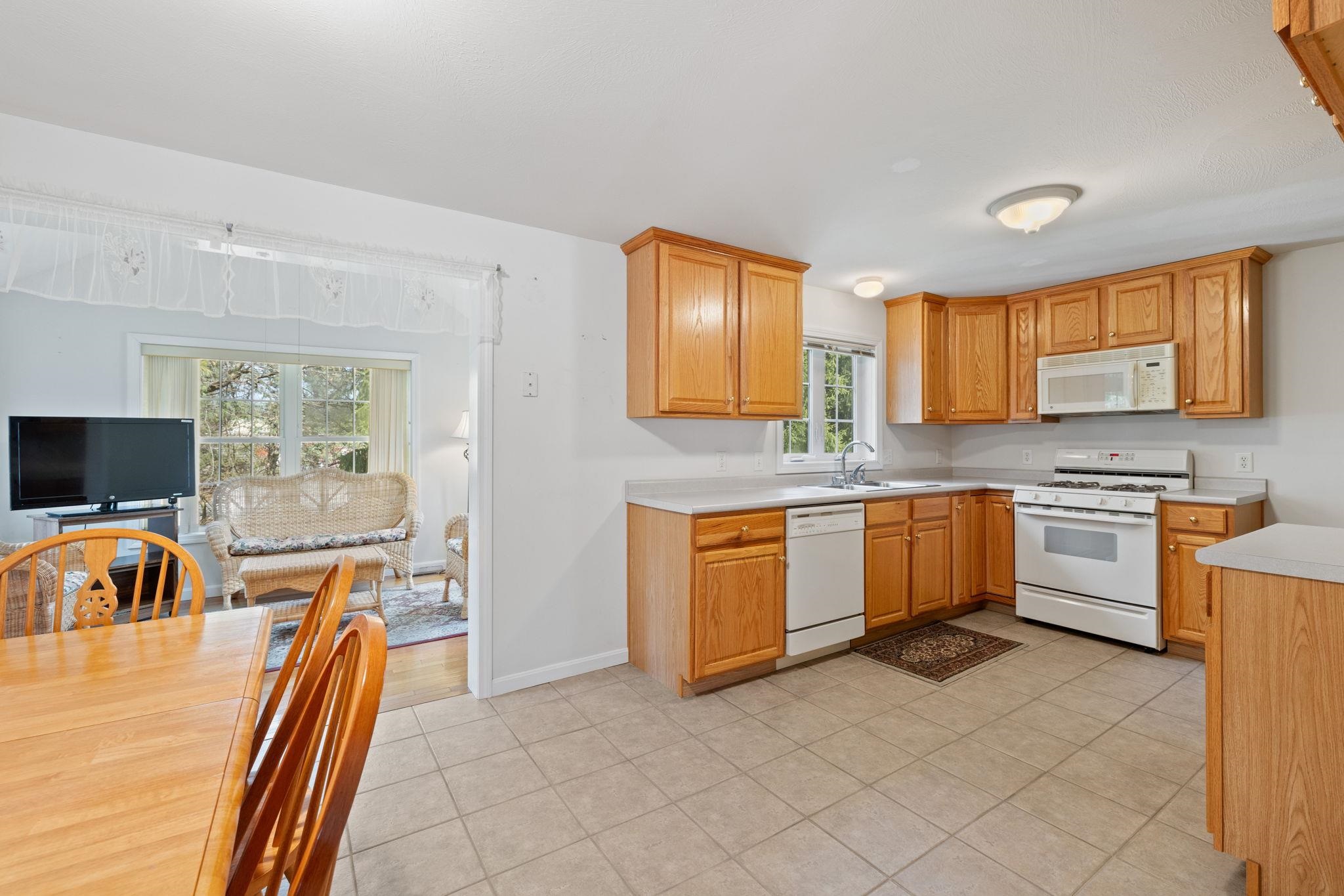 7 Madeleine Court