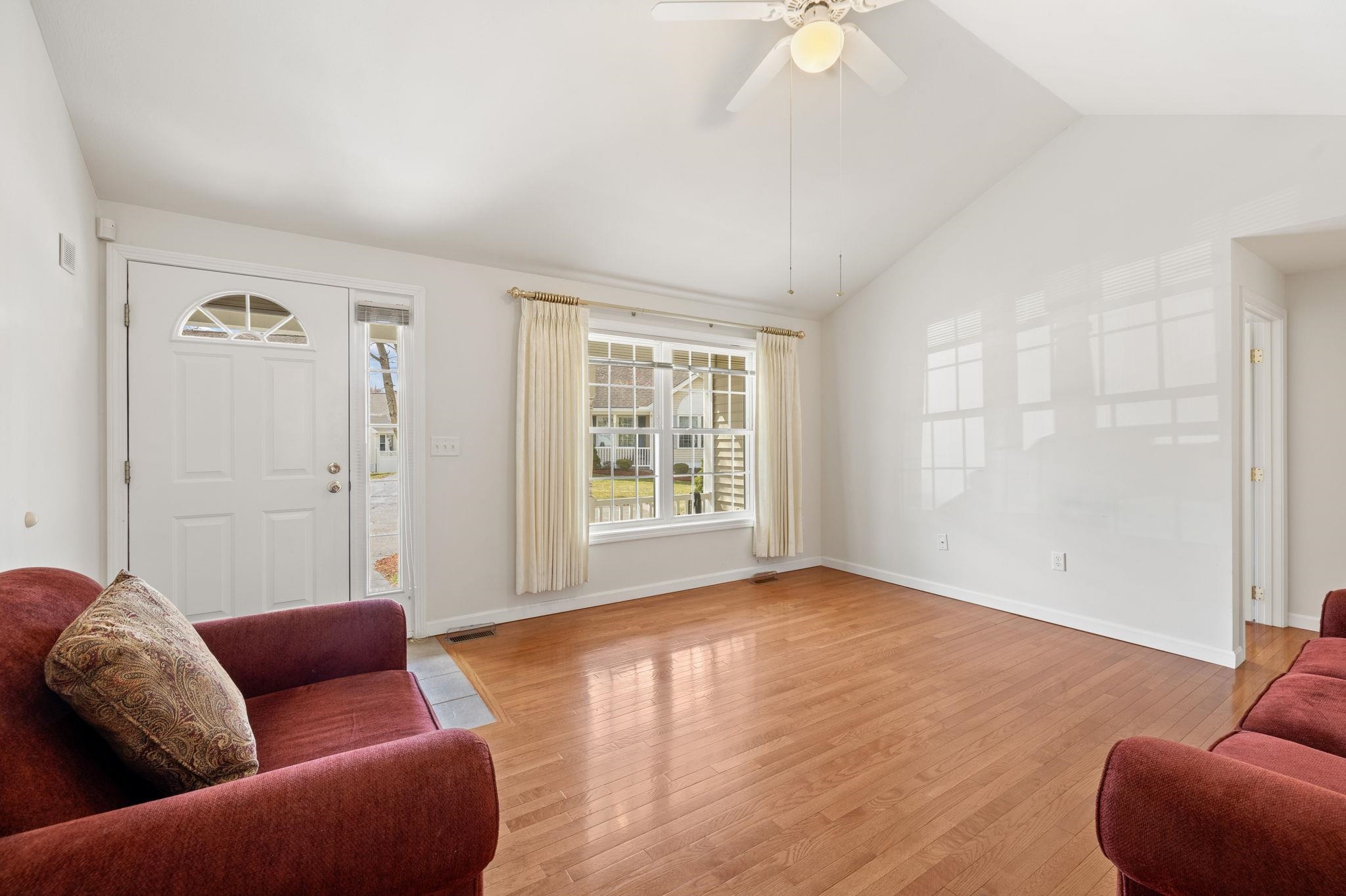 7 Madeleine Court