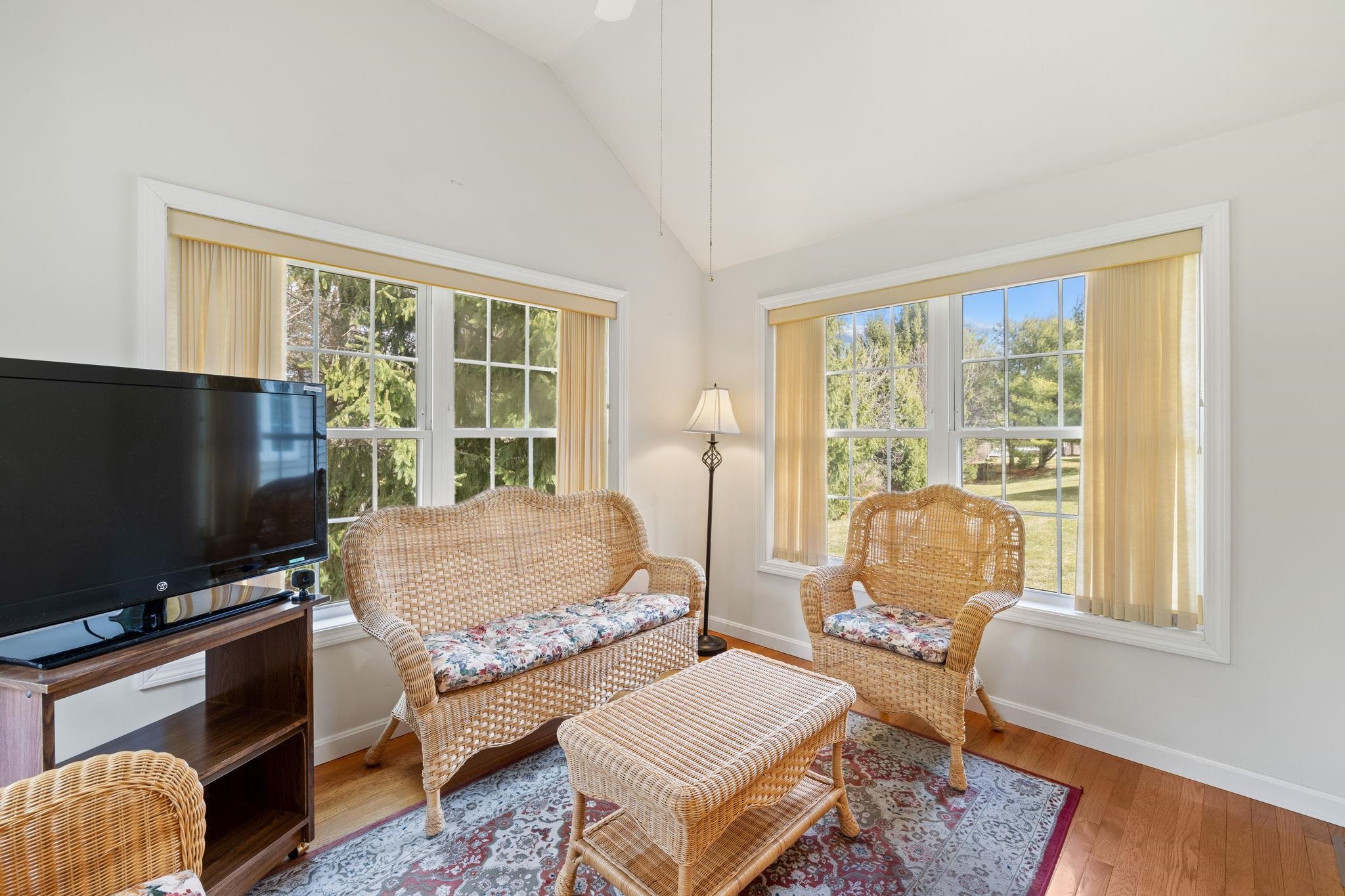 7 Madeleine Court