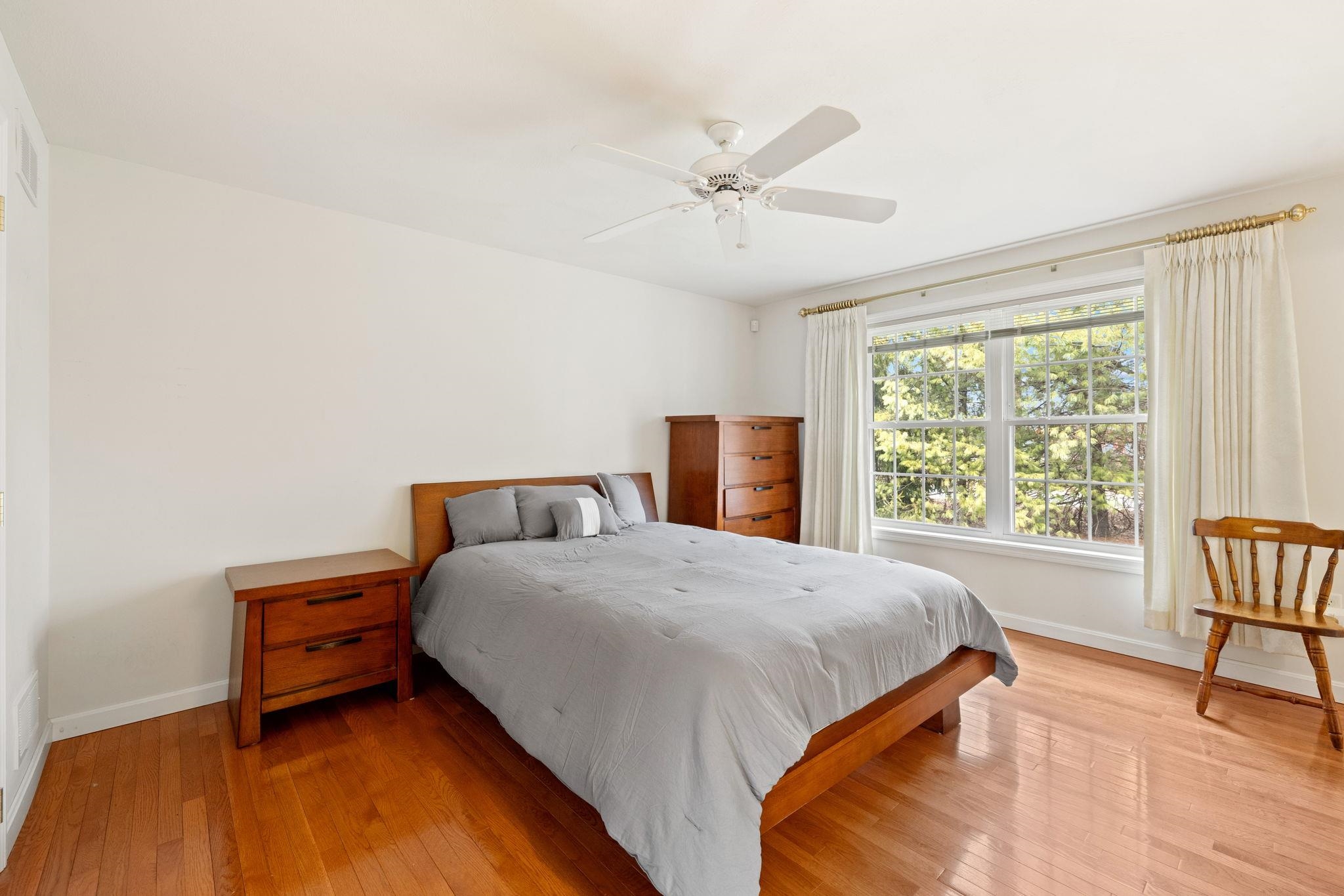 7 Madeleine Court