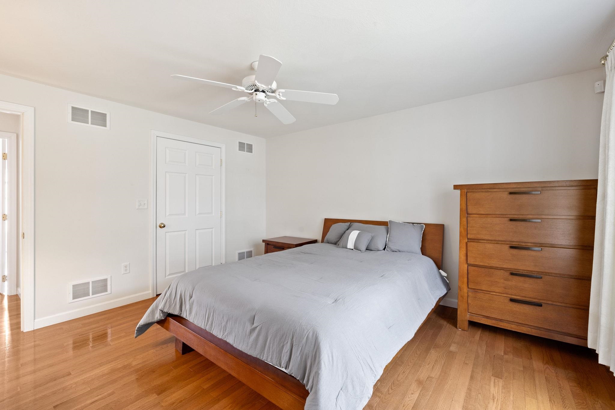 7 Madeleine Court