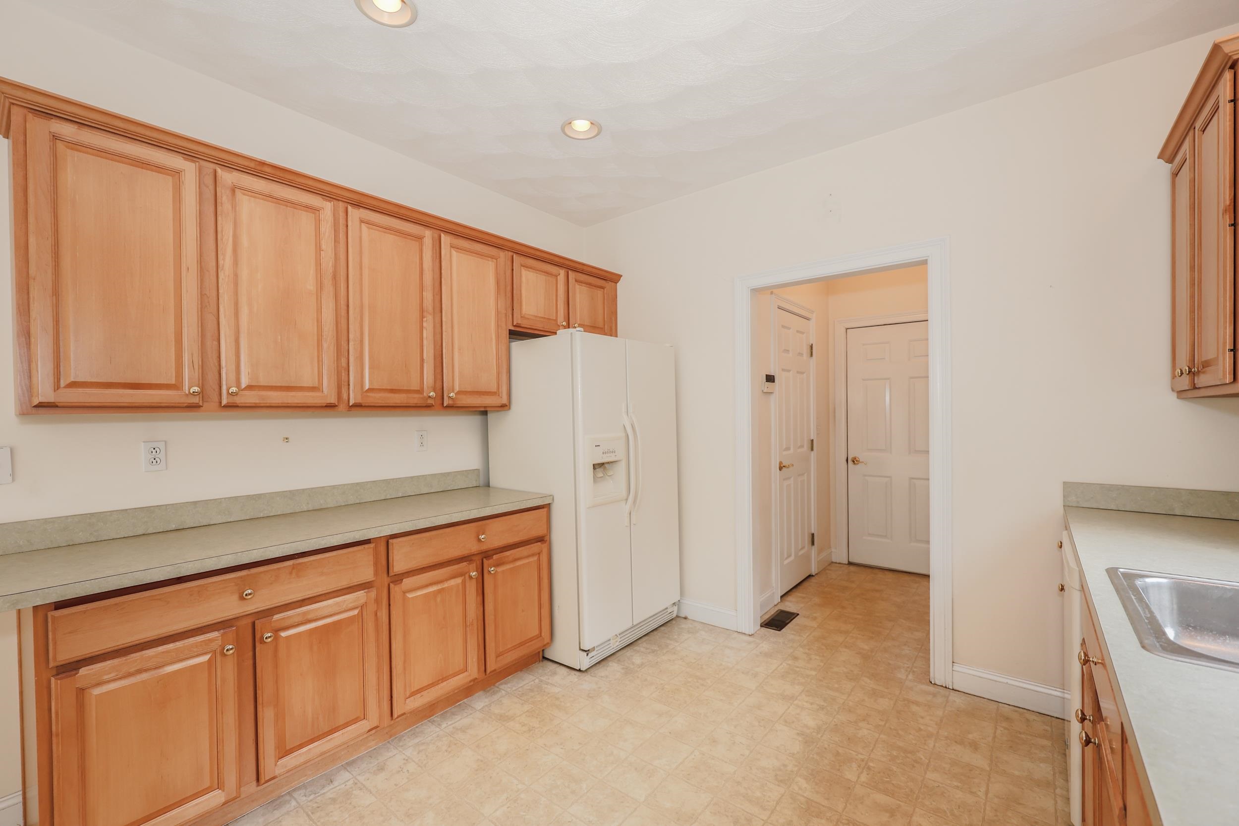 64 Sawgrass Circle