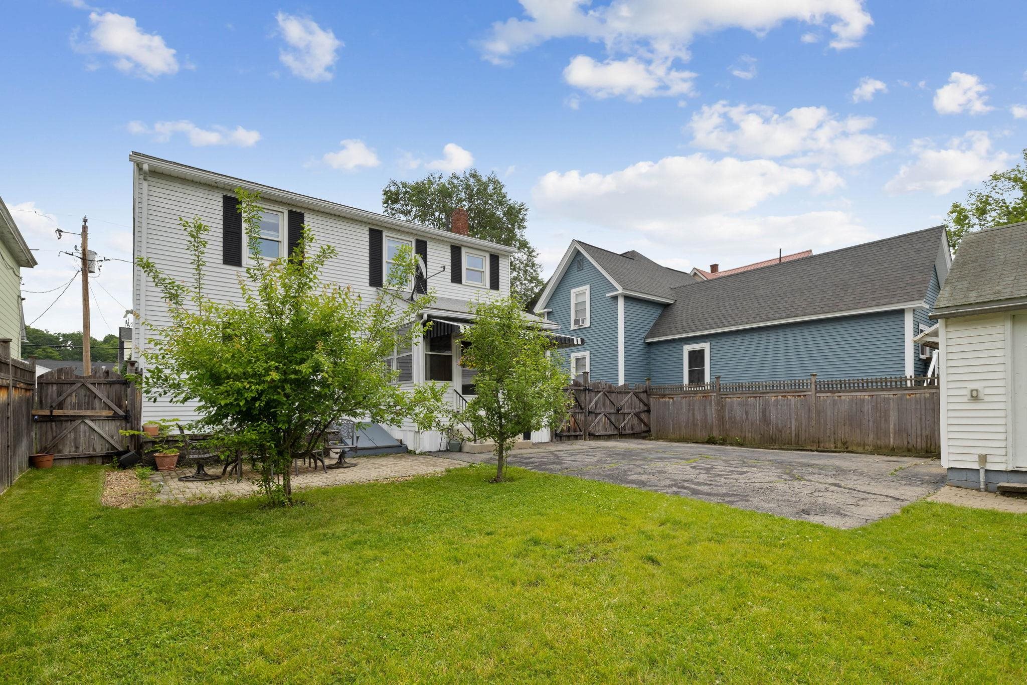 384 Bartlett Street