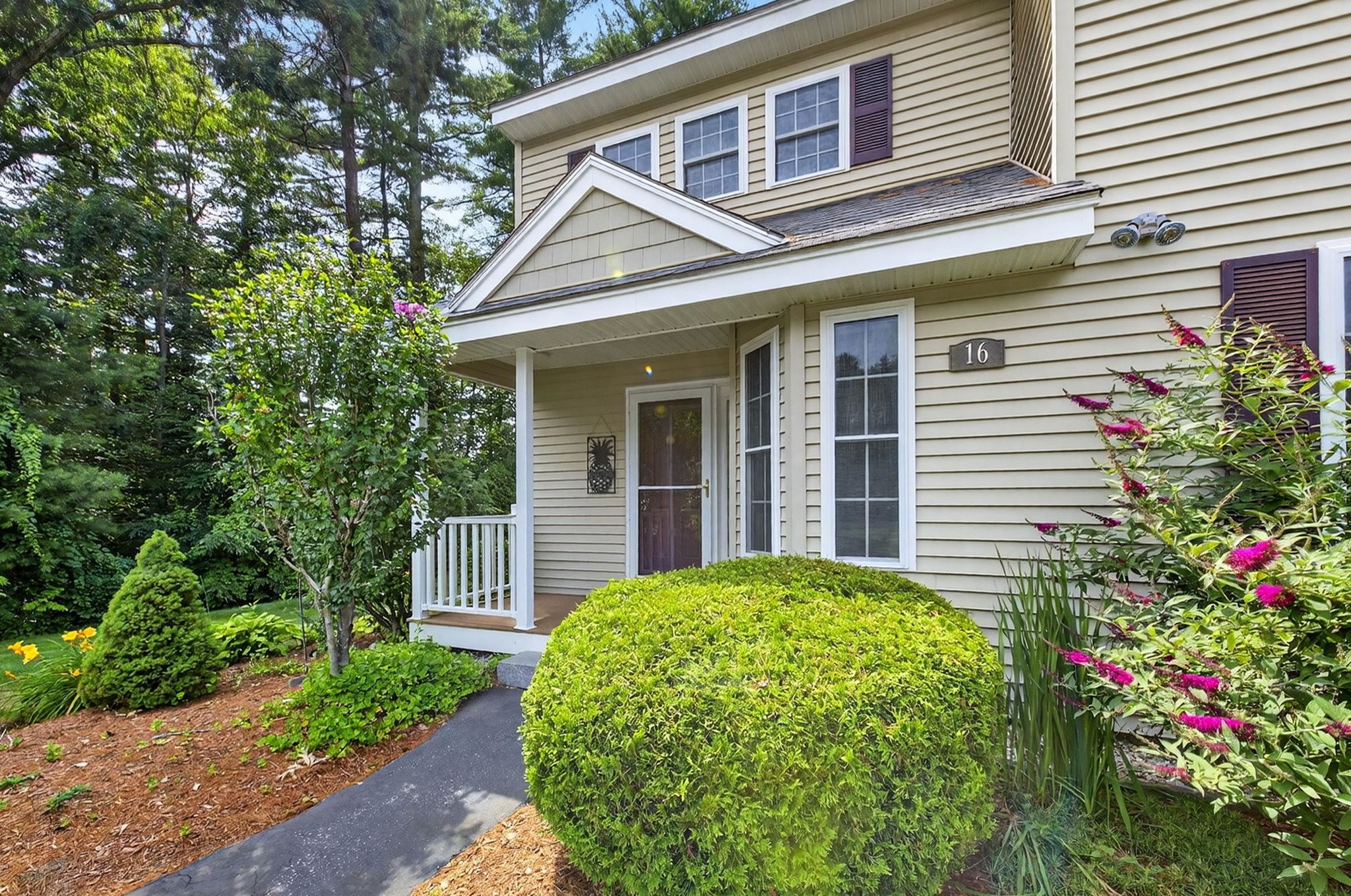 16 Penacook Terrace