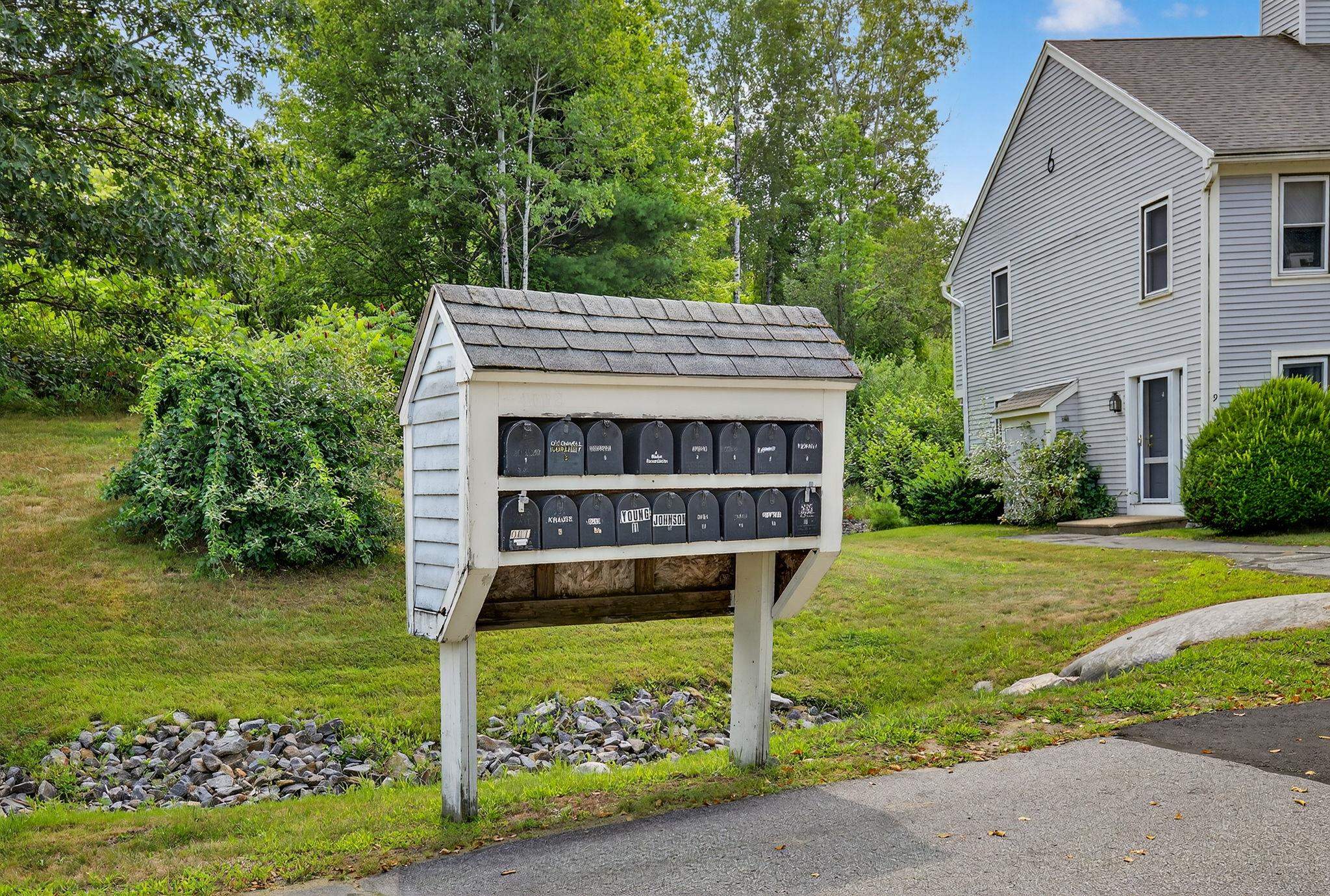 4 Westview Drive Unit: 8