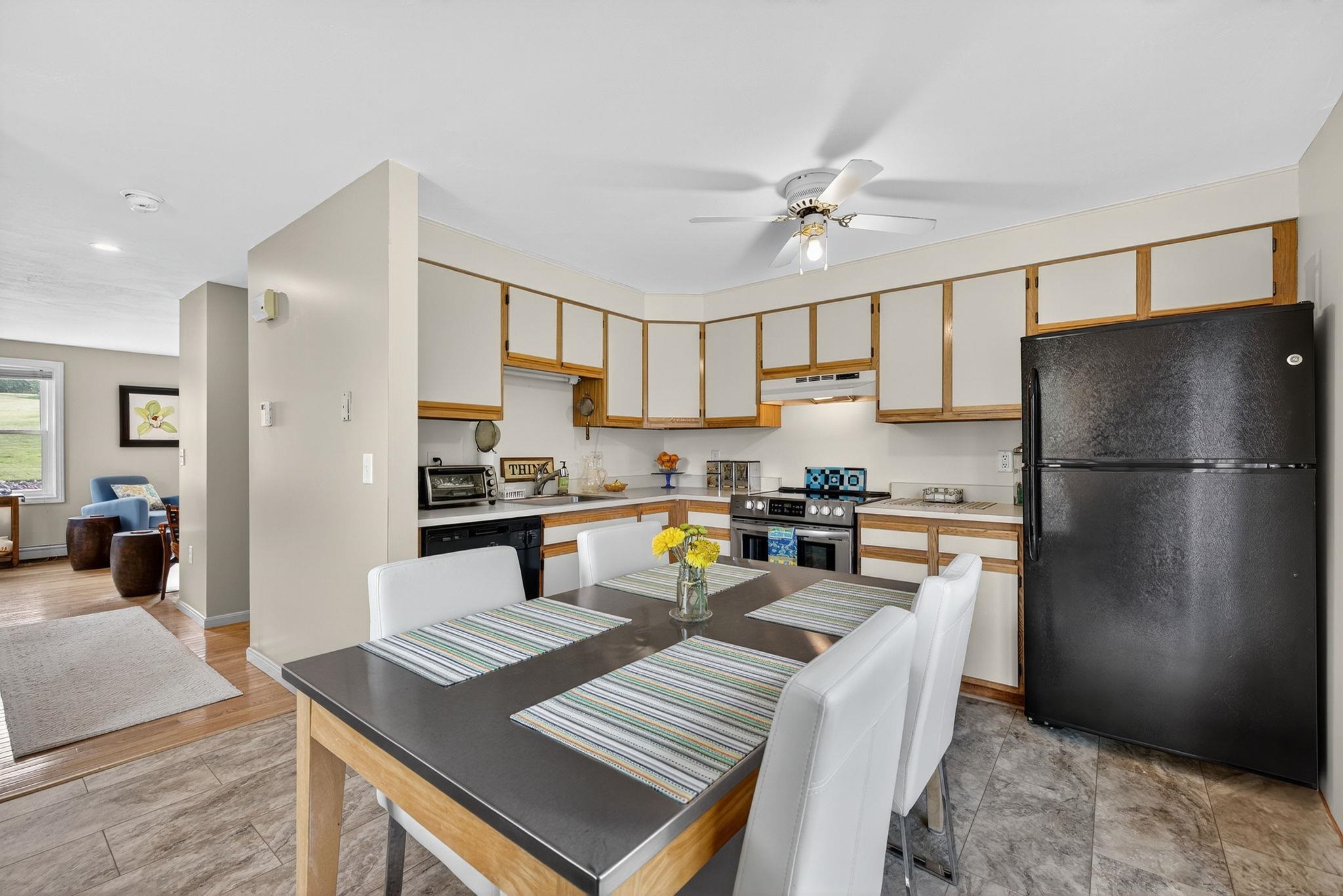 4 Westview Drive Unit: 8