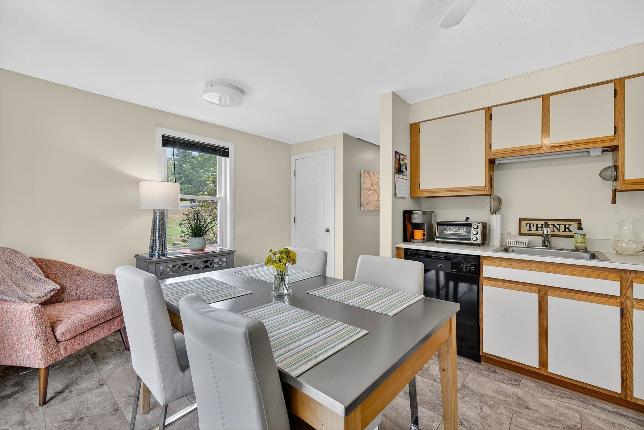 4 Westview Drive Unit: 8