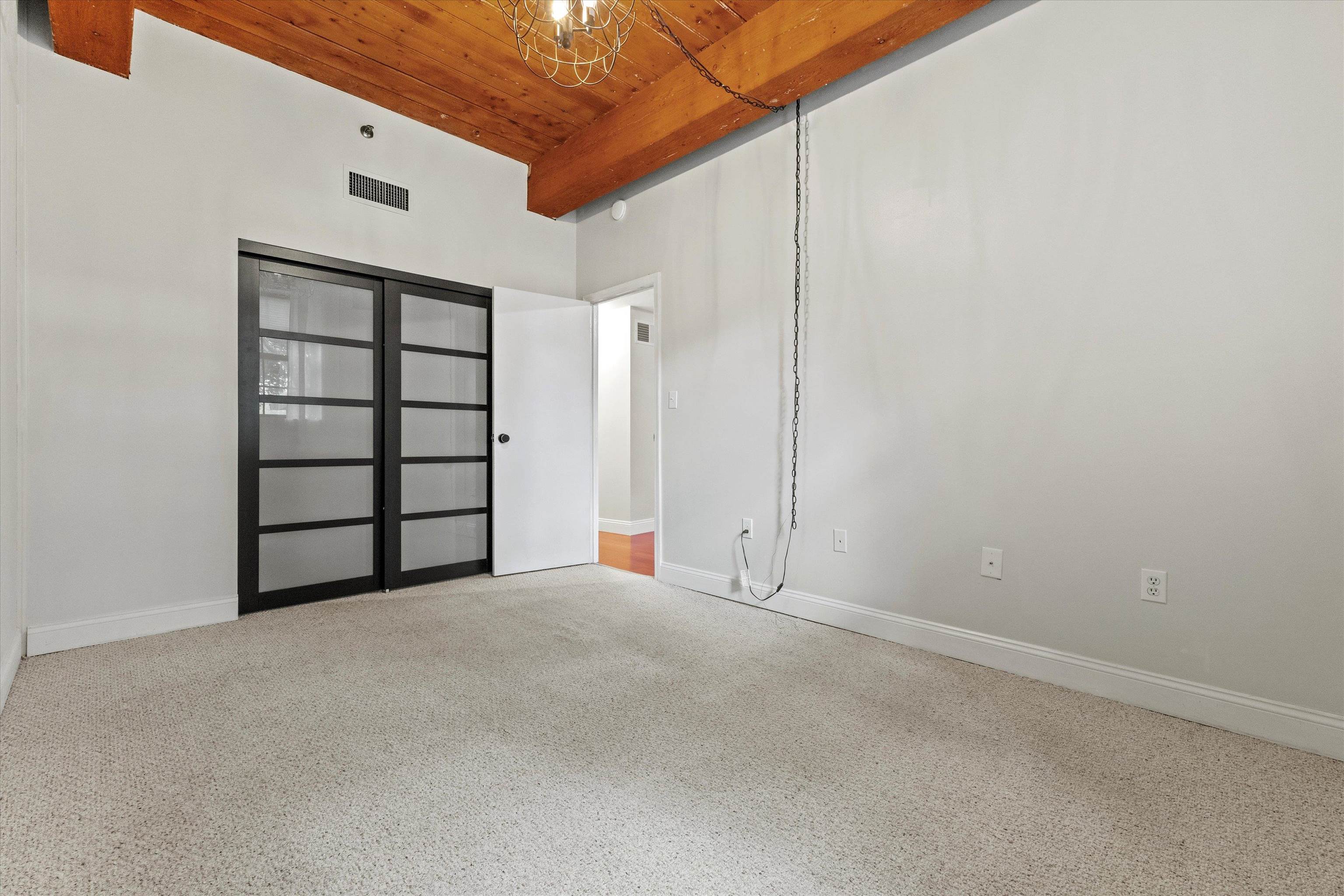 335 Cypress Street Unit: 1N