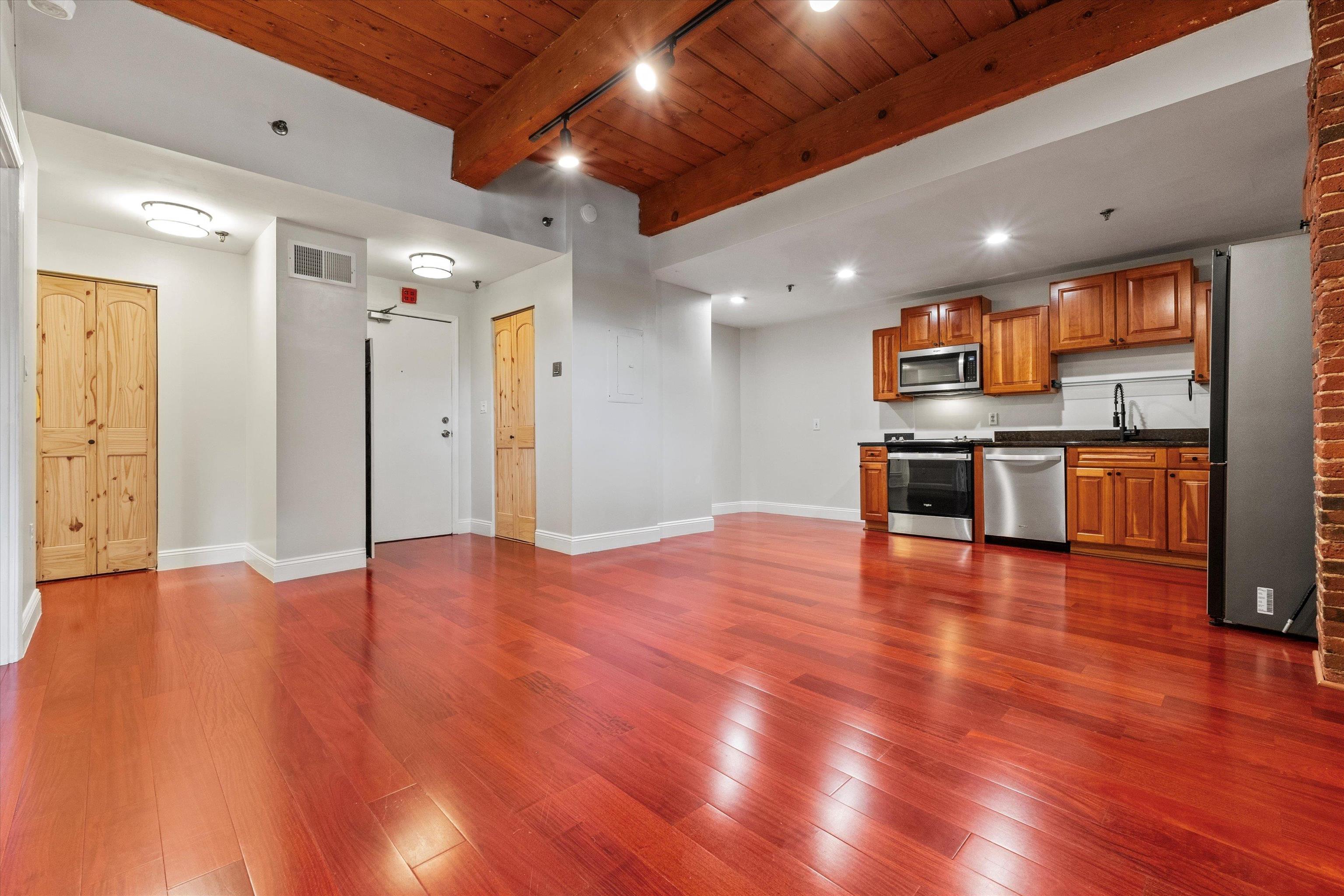 335 Cypress Street Unit: 1N